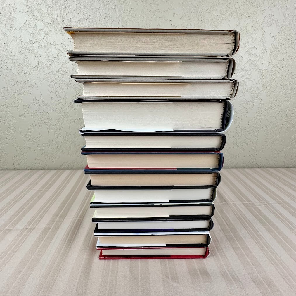12x Hardcover Novels Multiple Titles & Authors Murder, Mystery, Thriller, Romanc
