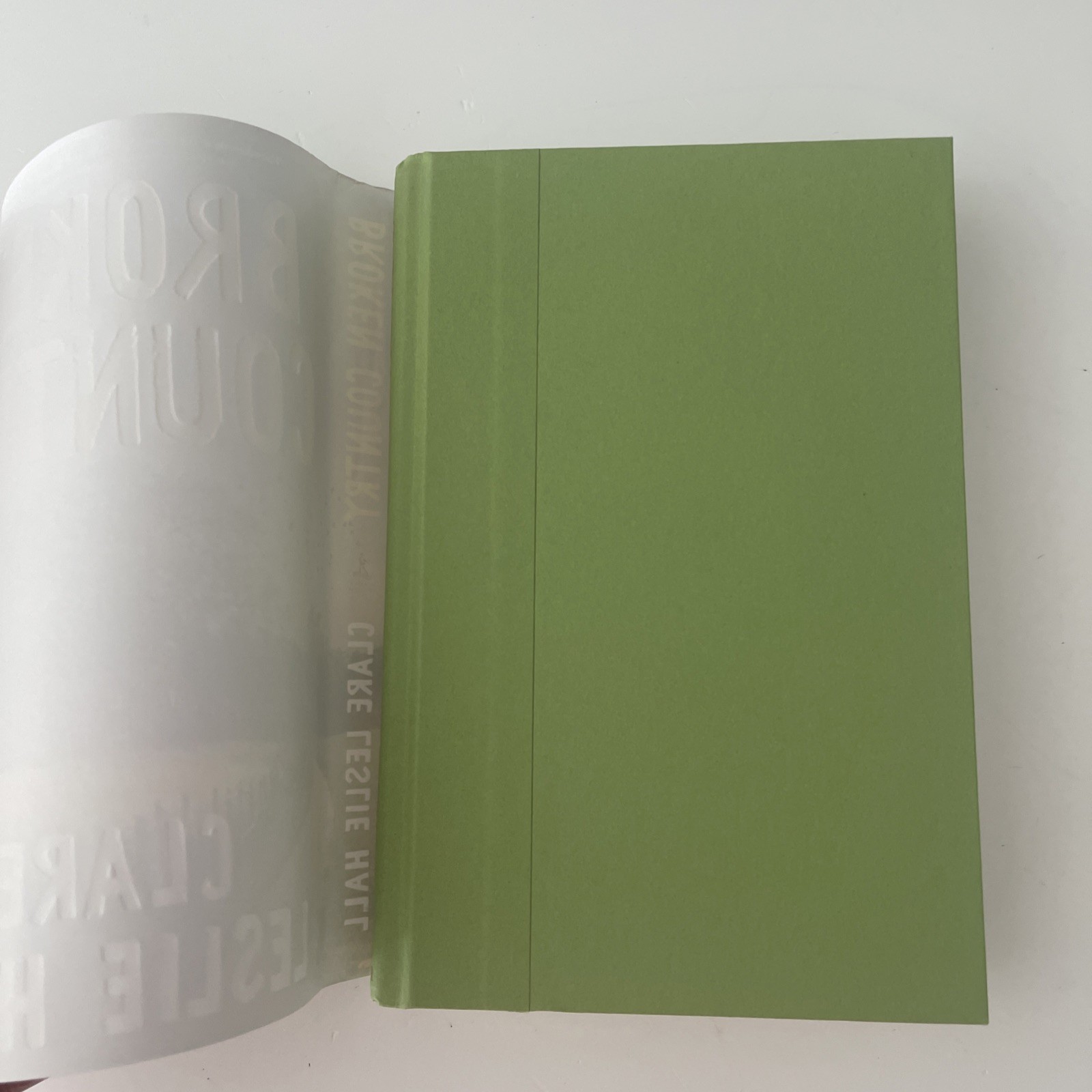 Broken Country (Reese’s Book Club) by Clare Leslie Hall (2025, Hardcover)