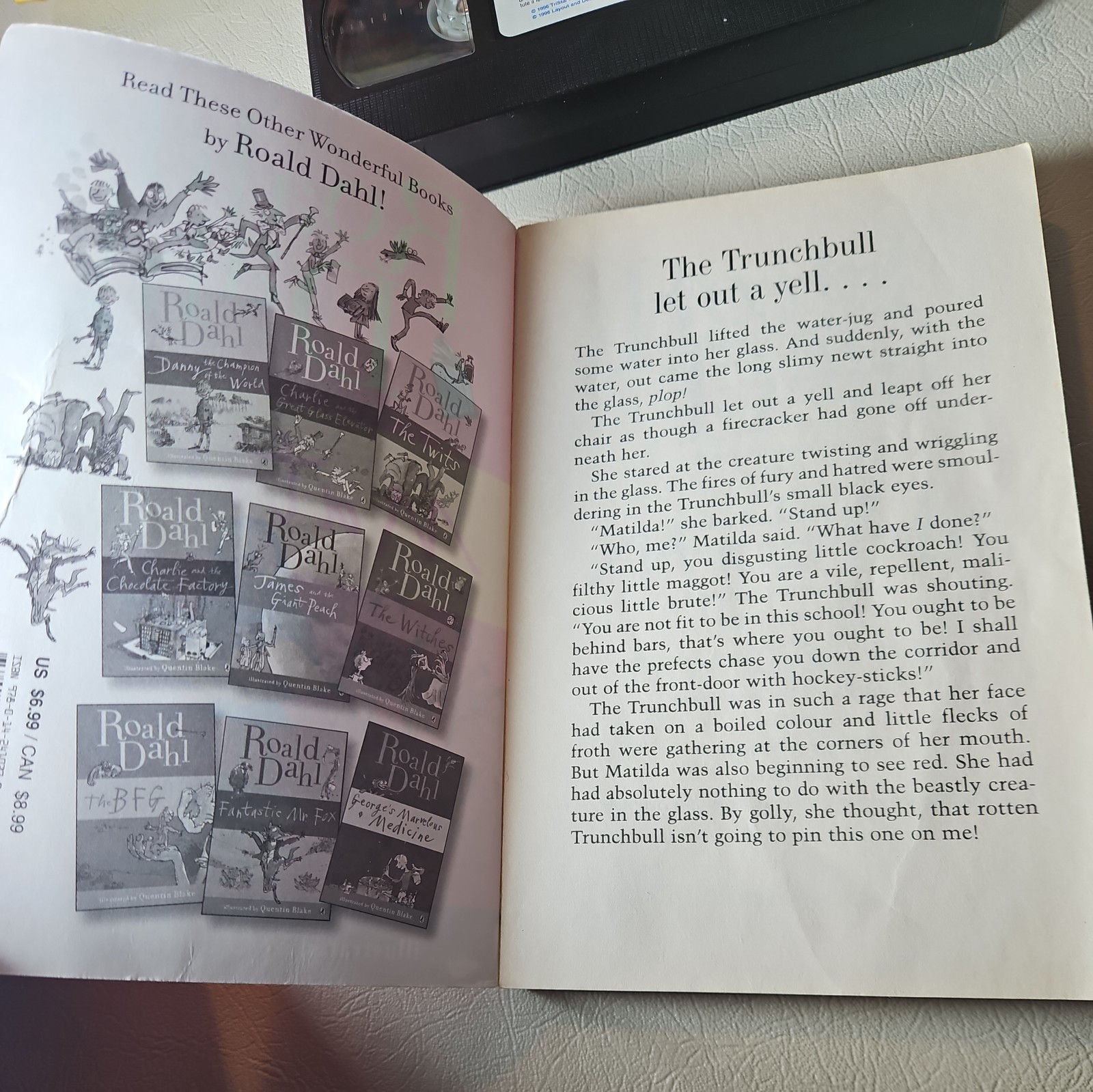 Matilda by Roald Dahl First Edition + Matilda Vintage VHS – VG – Y2K 90’s Danny