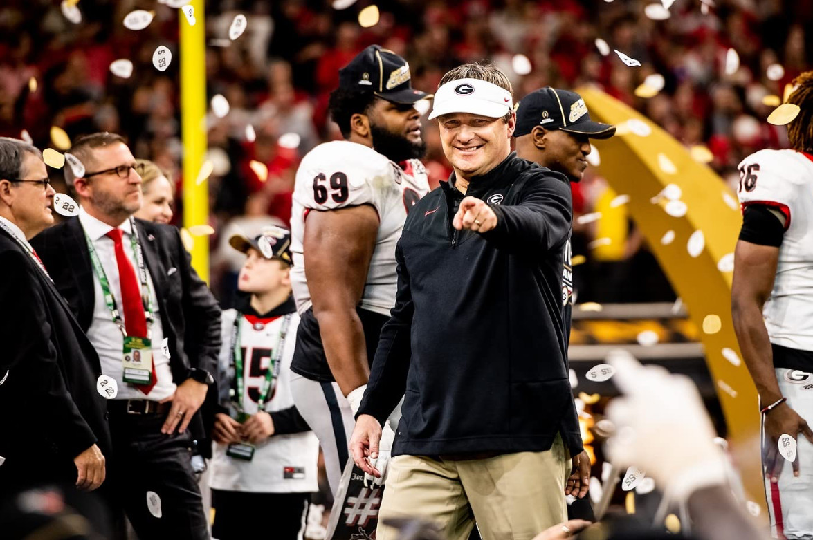 How ‚Bout Them Dawgs! Georgia Football Hardcover Book NEW 2021 Championship