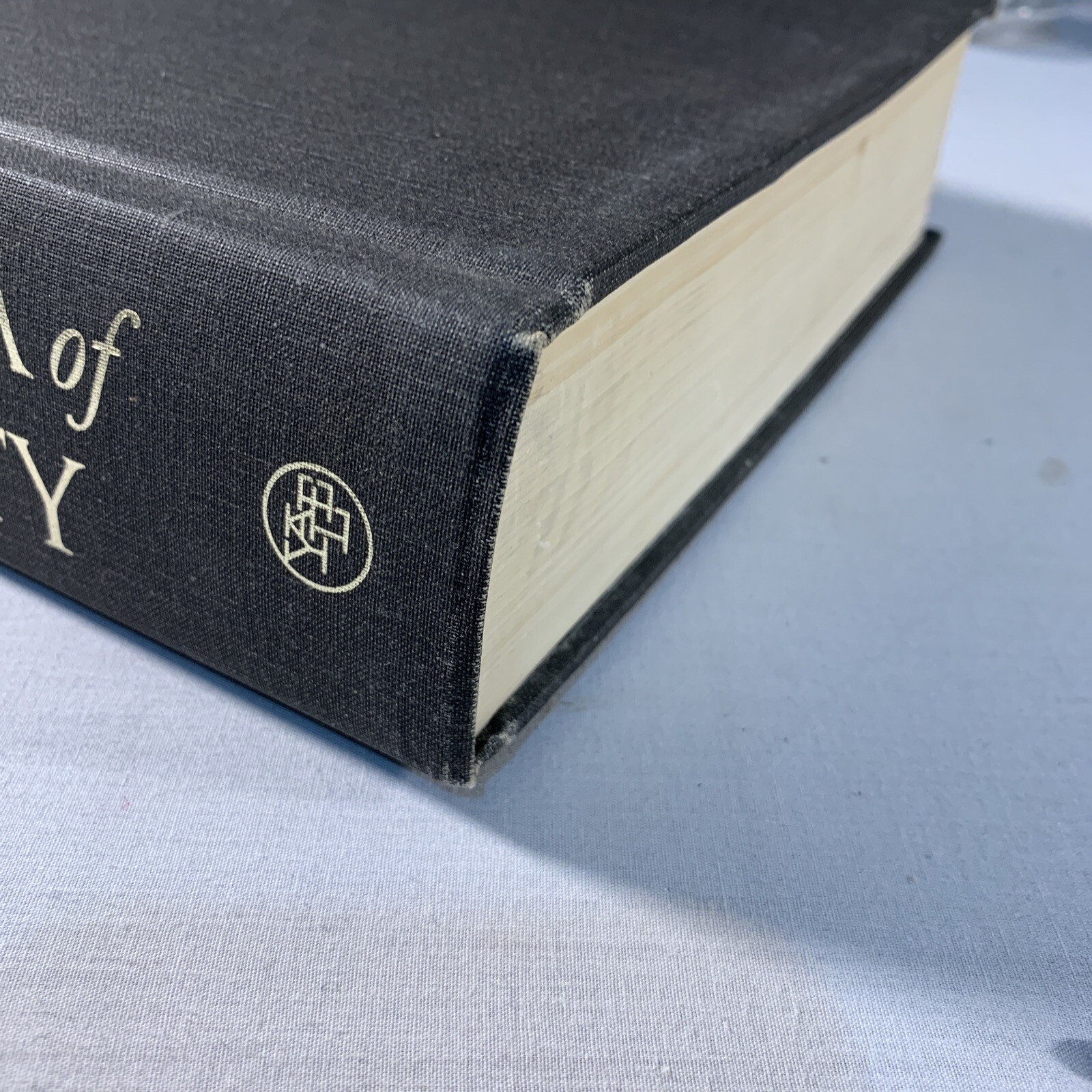 The Encyclopedia of New York City by Kenneth T. Jackson 1995 Hardcover