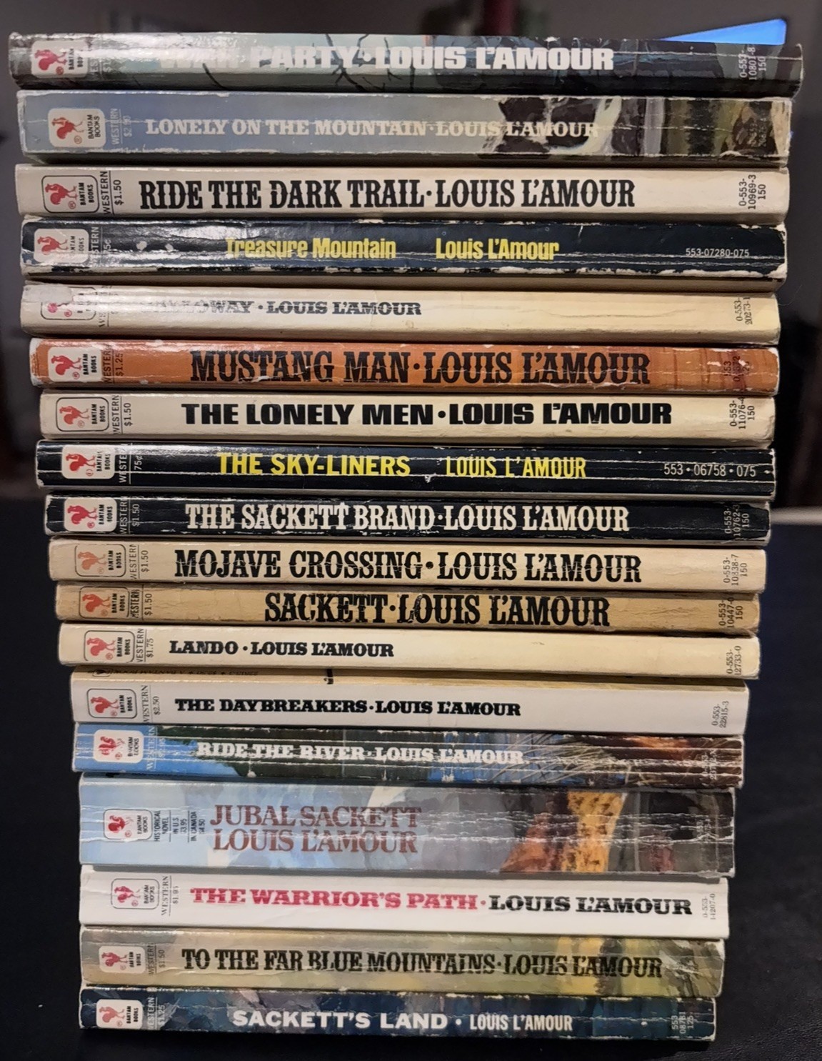 LOUIS L’AMOUR Complete 18 Book SACKETTS Series Vintage WESTERNS only $4 each!!
