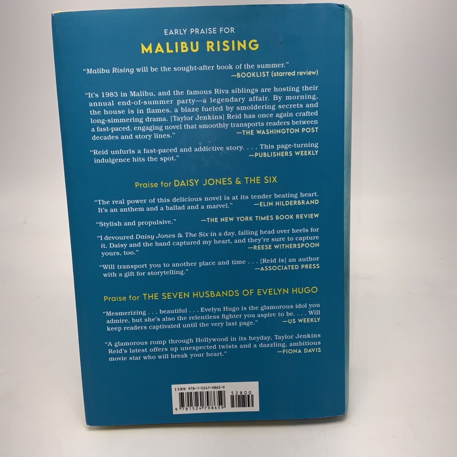Malibu Rising: a Read with Jenna Pick : A Novel by Taylor Jenkins Reid (2021,…