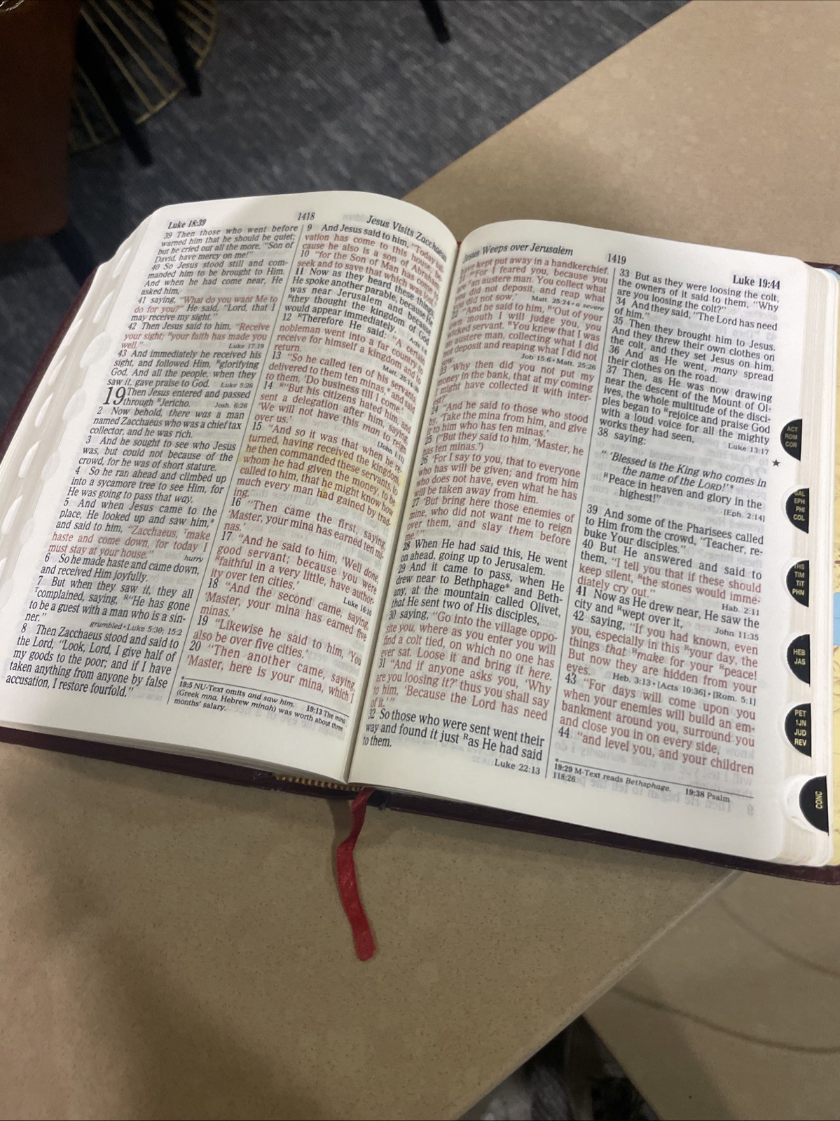 Holy Bible NKJV Giant Print Concordance Red Letter 1992 Thomas Nelson Leather