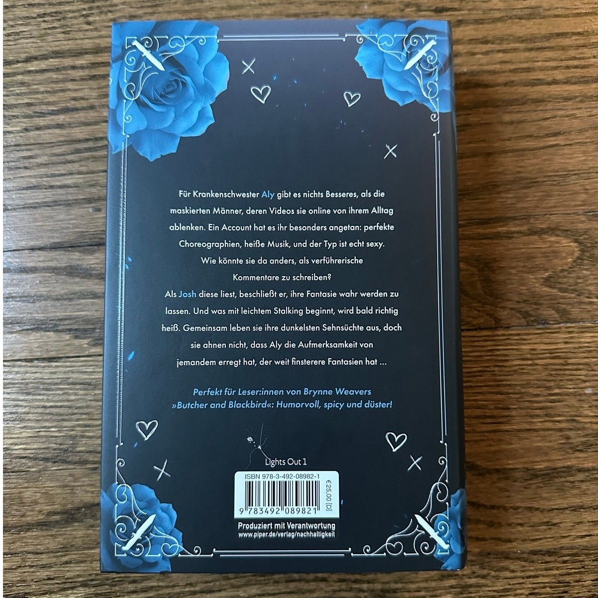 Lights Out By Navessa Allen Bücherbüchse Exclusive German Edition