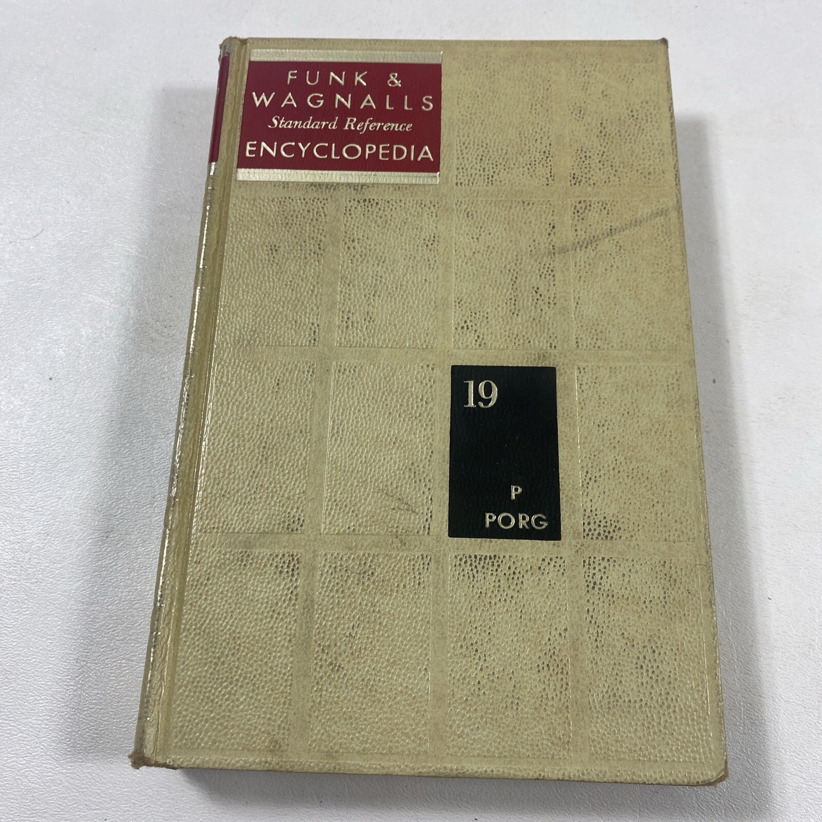 Funk And Wagnalls Standard Reference Encyclopedia Volume 19 (Hardcover, 1968)