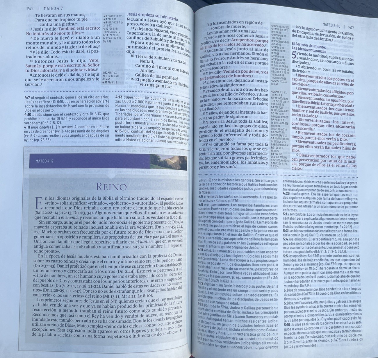 RVR, Biblia de Estudio Trasfondo Cultural, Leathersoft, Rojo Vino, Interior a…