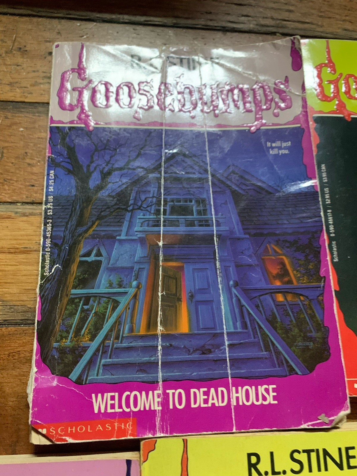 Lot of 68 Goosebumps /R.L Stine Some VTG ’90 Fear Street Most Wanted Horror VHS