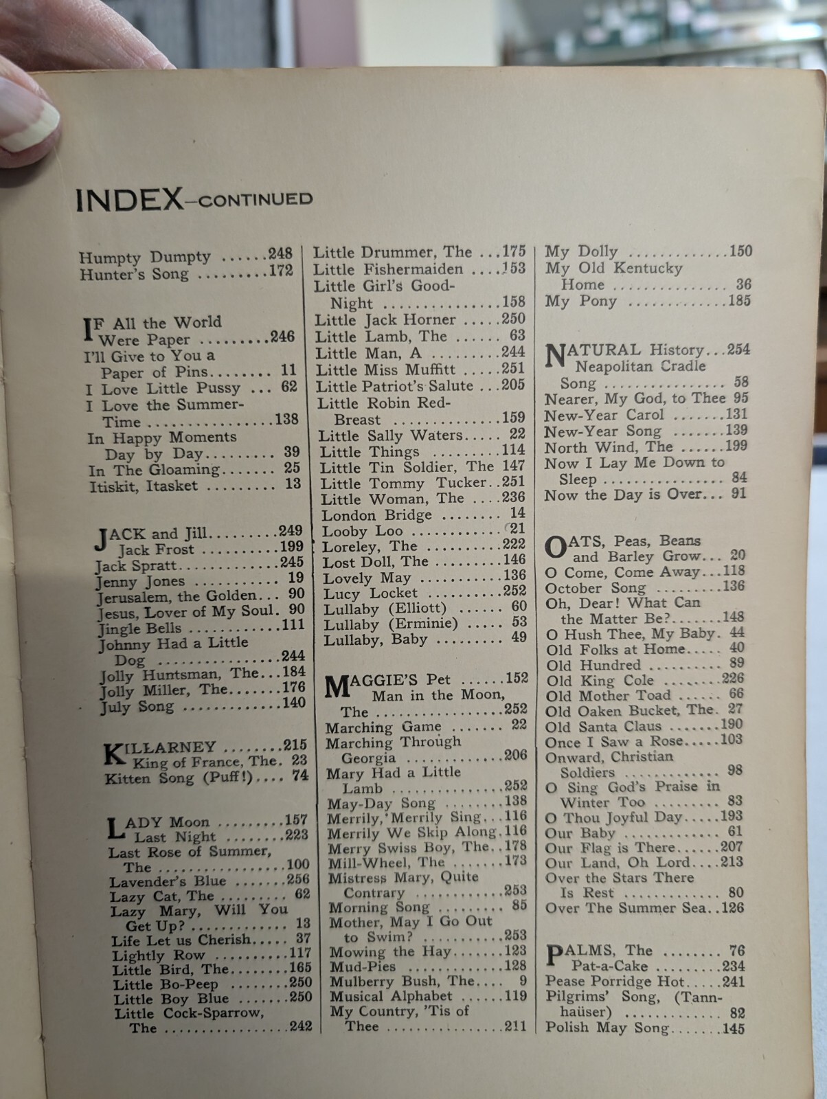 Songs the Children Love to Sing D Appleton Co 300 songs 1916 A 250318