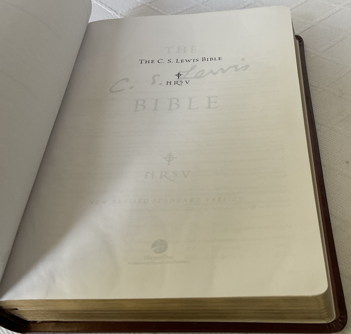 The C. S. Lewis Bible NRSV LEATHER