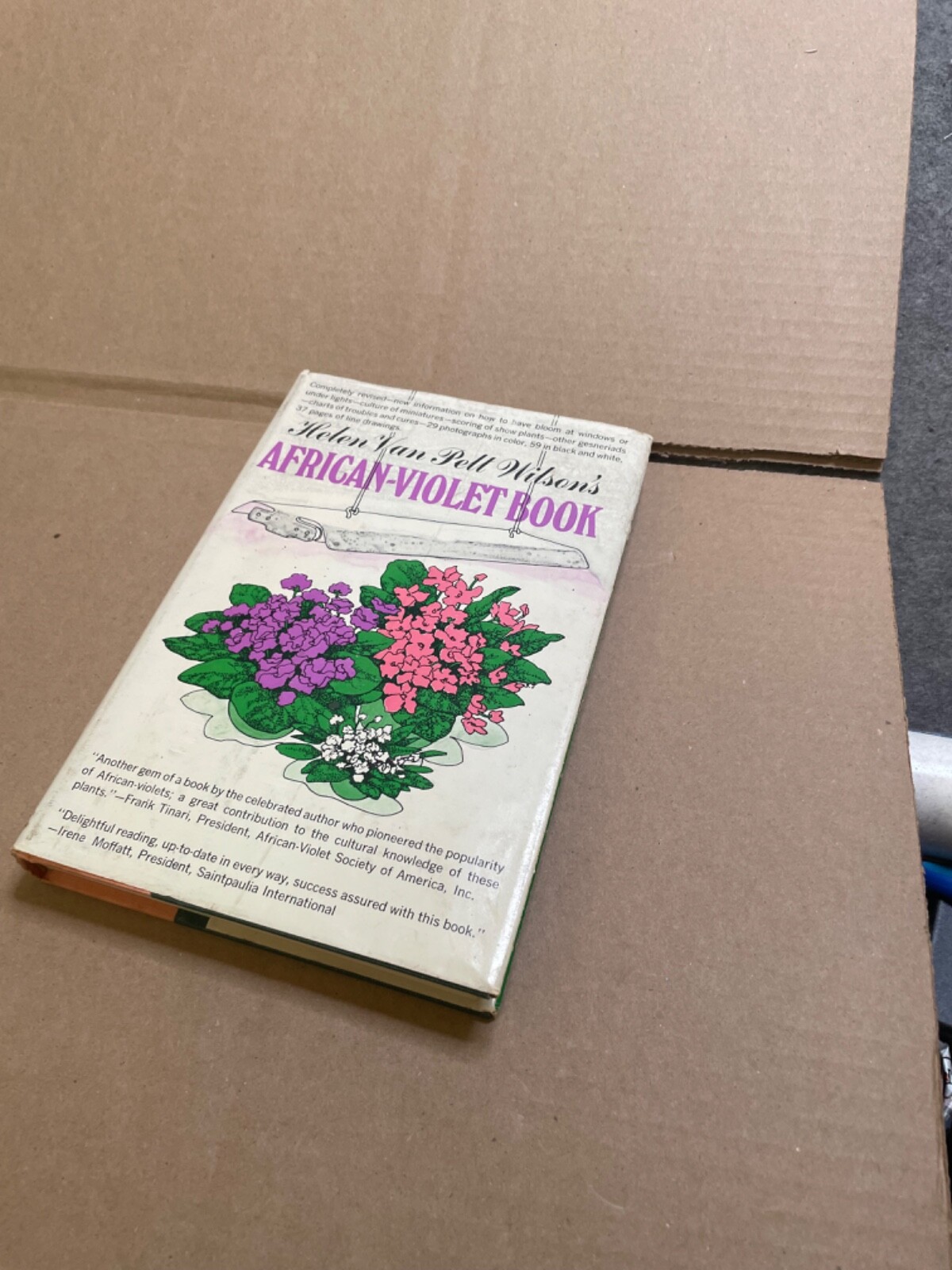 Helen Van Pelt Wilson’s African-Violet Book [HC/DJ) 1970