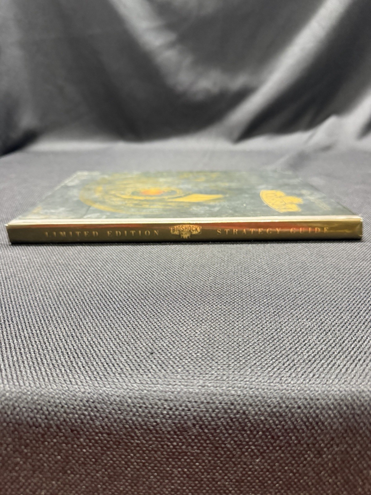 BioShock Infinite Limited Collector’s Edition Strategy Guide 2013 Hardcover Book