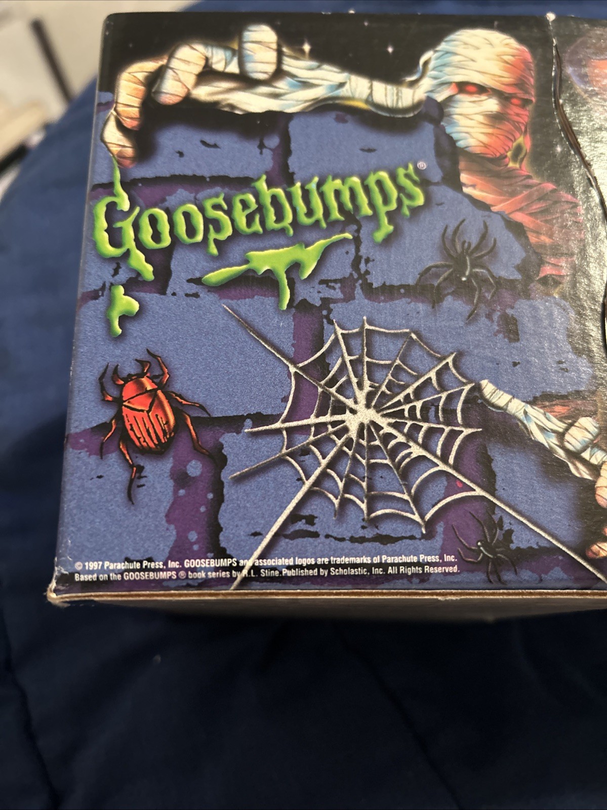 Lot of 19 Vintage 1990’s Goosebumps Books & Rare Cardboard Bookends 1st Print!