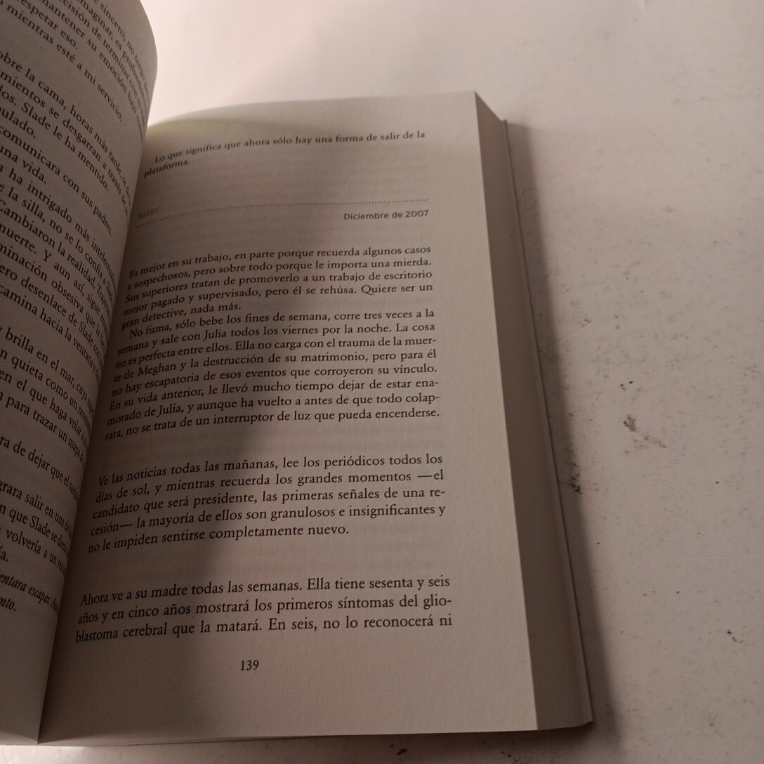 Recursión / Recursion by Blake Crouch TPB (2021)