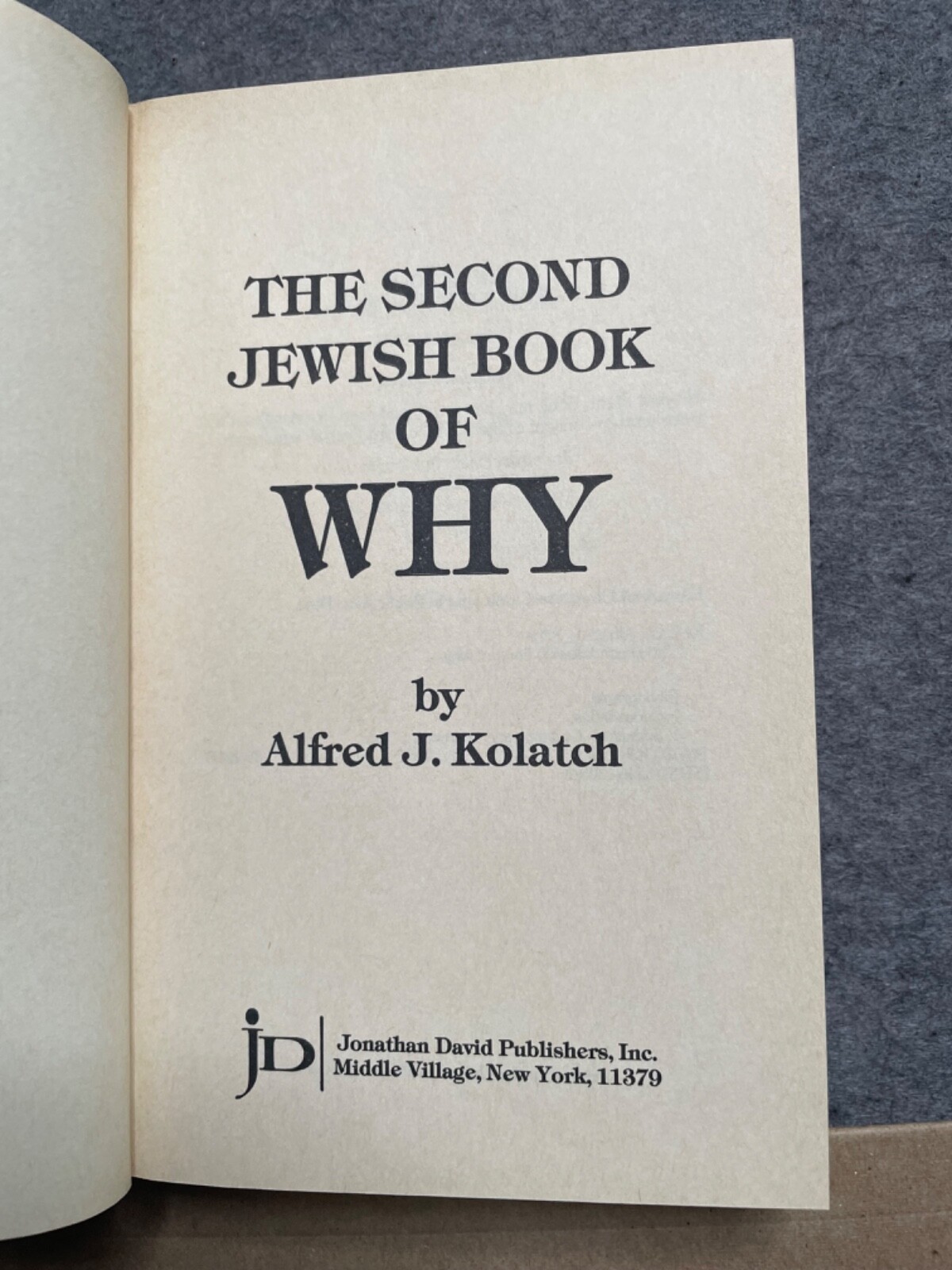 The Jewish Book of Why Alfred J Kolatch Slip Case 2 Volume Set Hard Cover