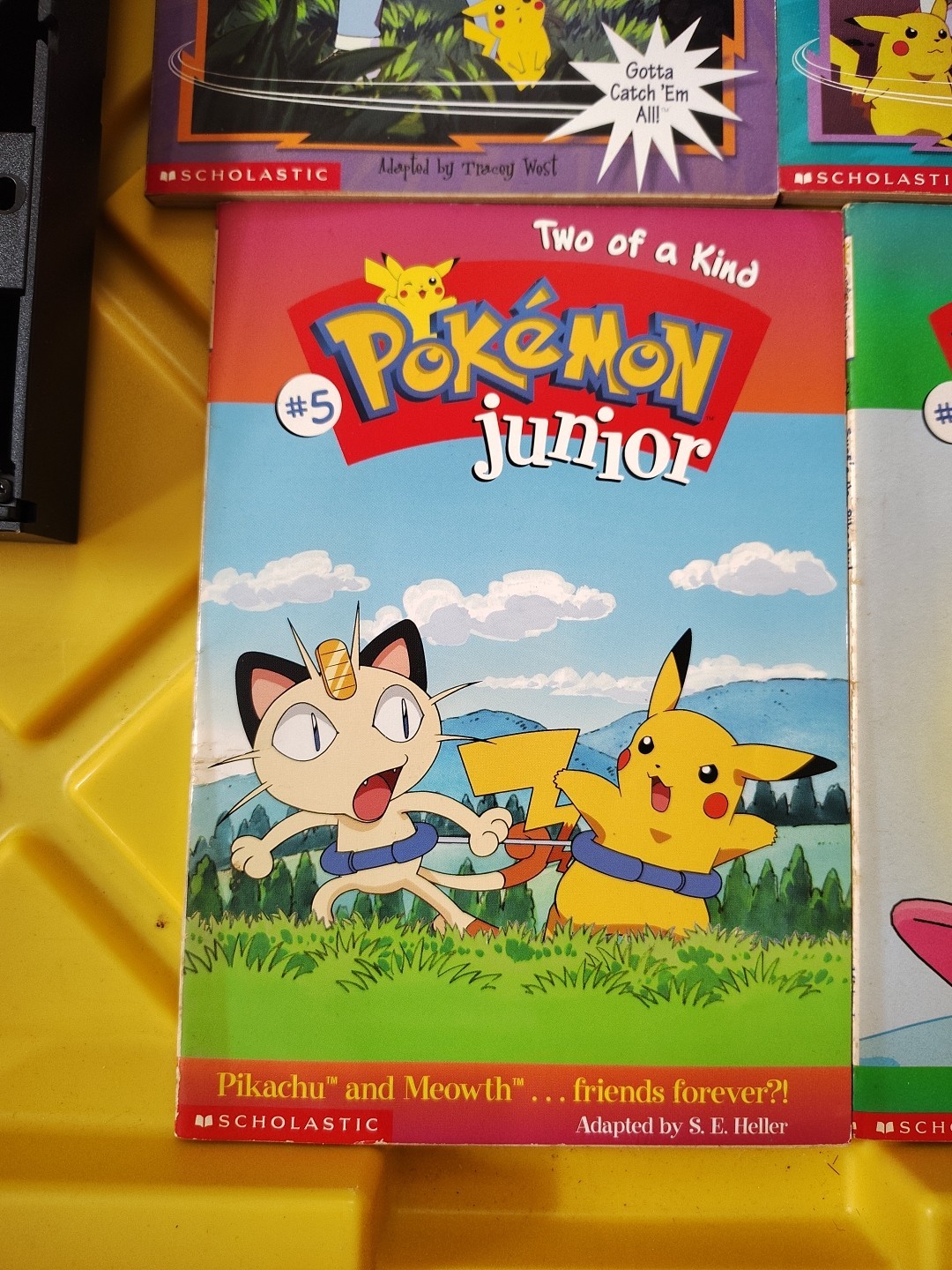 Pokemon Lot Of 6 Children’s Chapter Books Vintage 2 VHS Pokemon VHS
