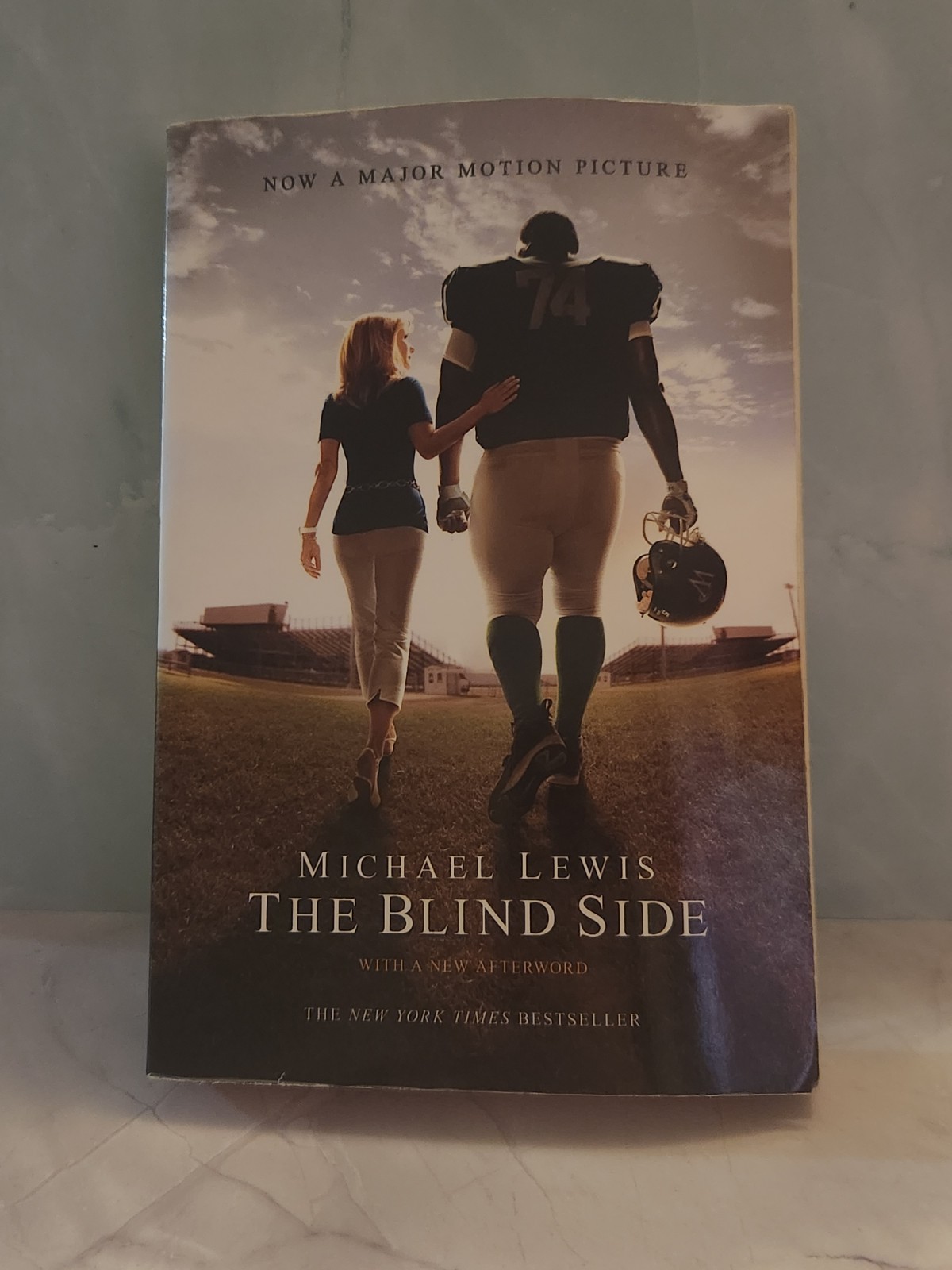 The Blind Side Michael Lewis Michael Oher Football Non-Fiction Book 10.3oz Good!