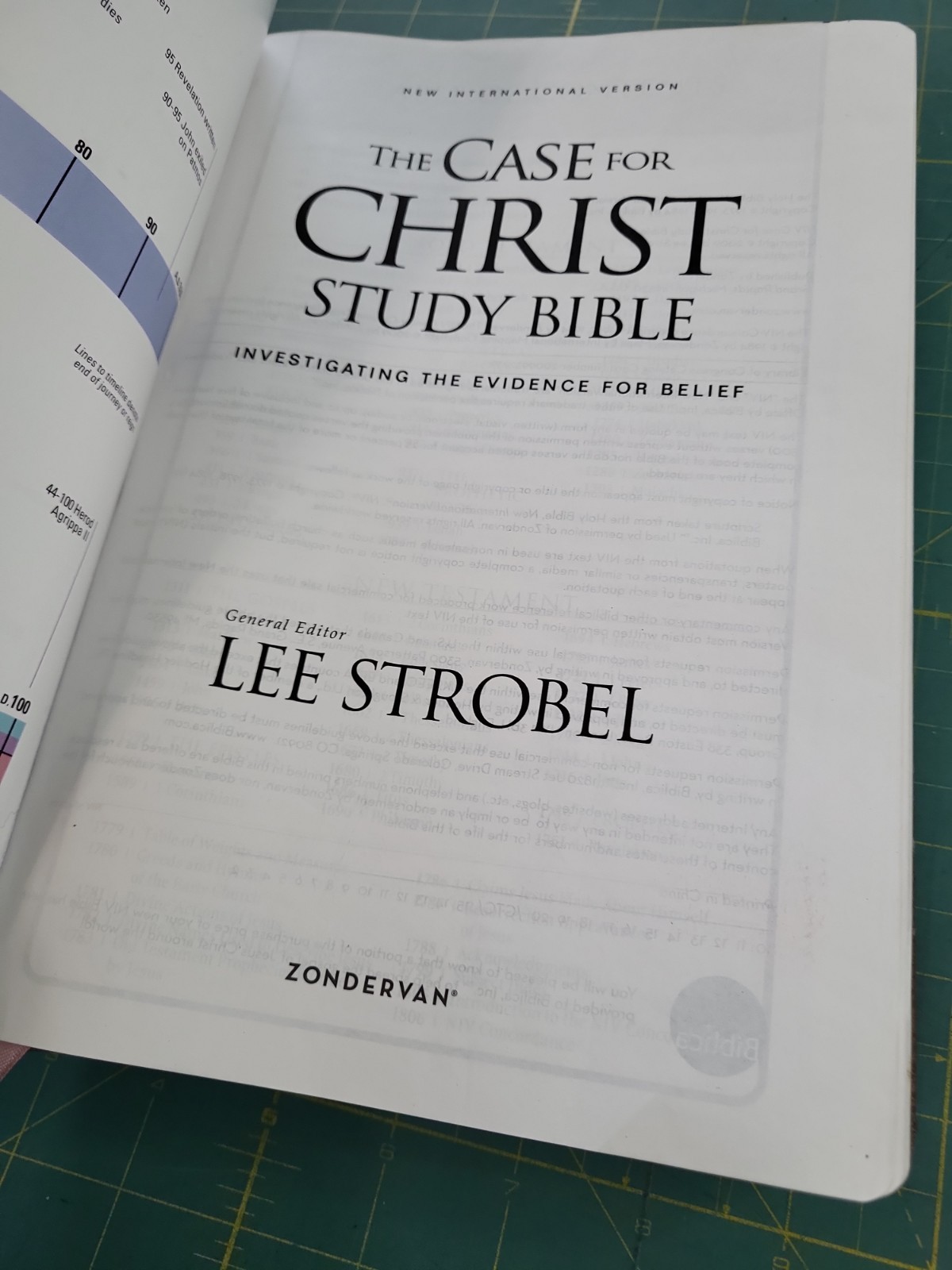 NIV The Case for Christ Study Bible: Investigating the Evidence for Belief, …