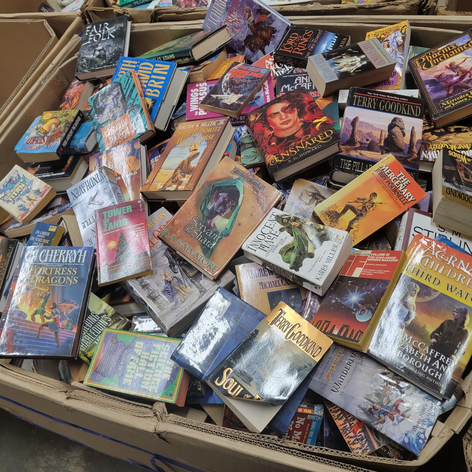 Lot of 10 Pounds (LB) Science Fiction Fantasy Book Hard/Softback RANDOM RARE MIX
