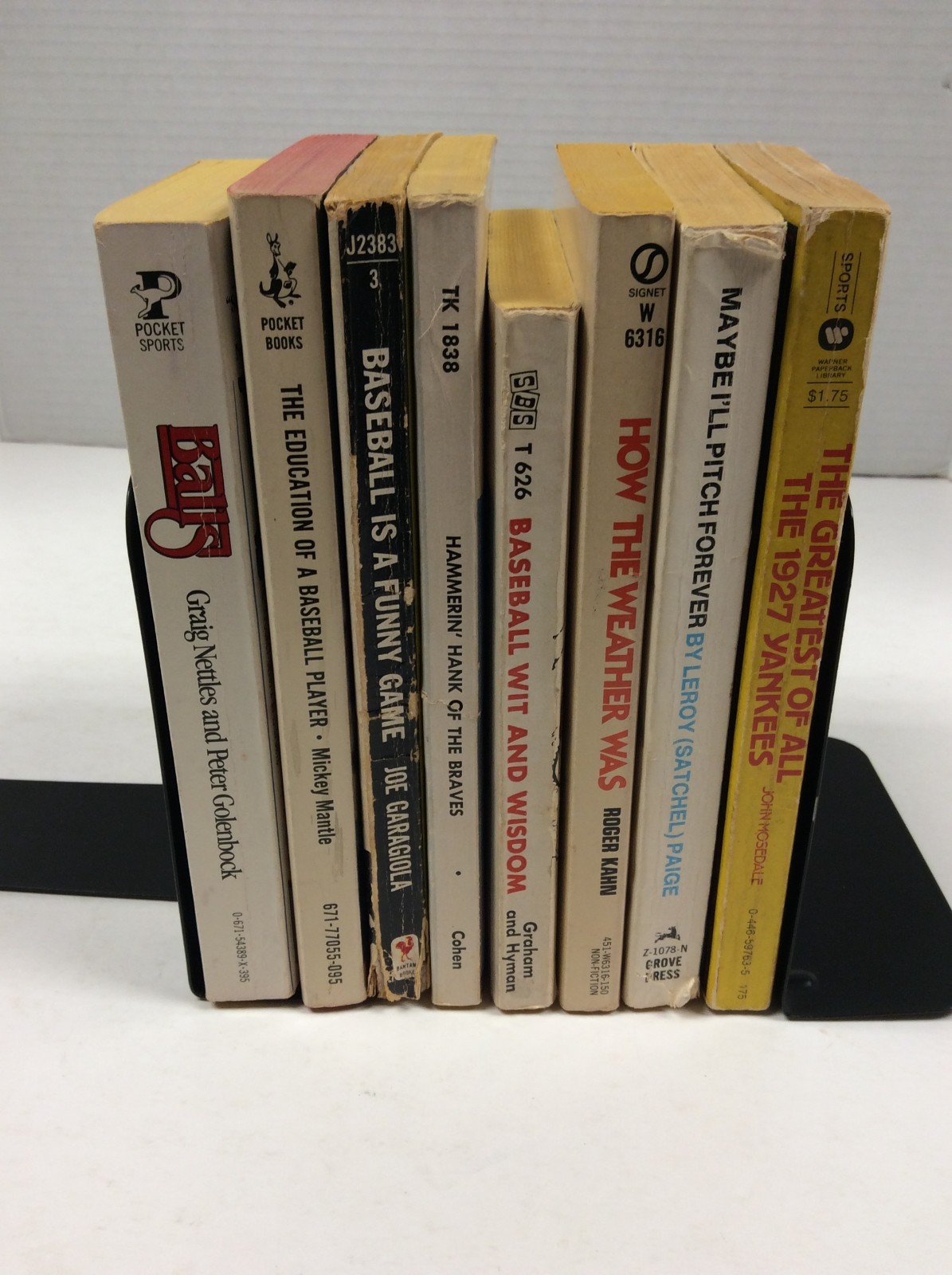 VINTAGE BASEBALL PAPERBACKS Lot of 8 Mantle, Paige, 1927 Yankees