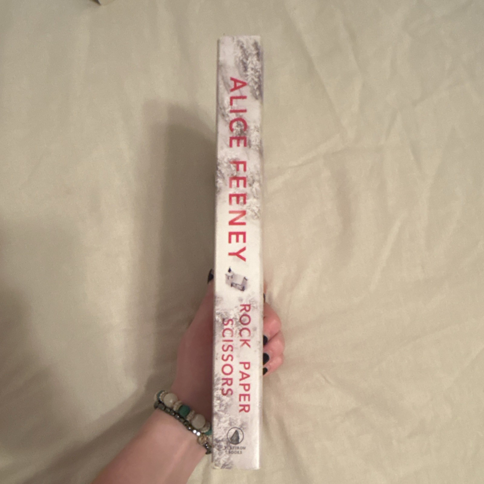 Flatiron Books Rock Paper Scissors Alice Feeney Trade Paperback Thriller 2022