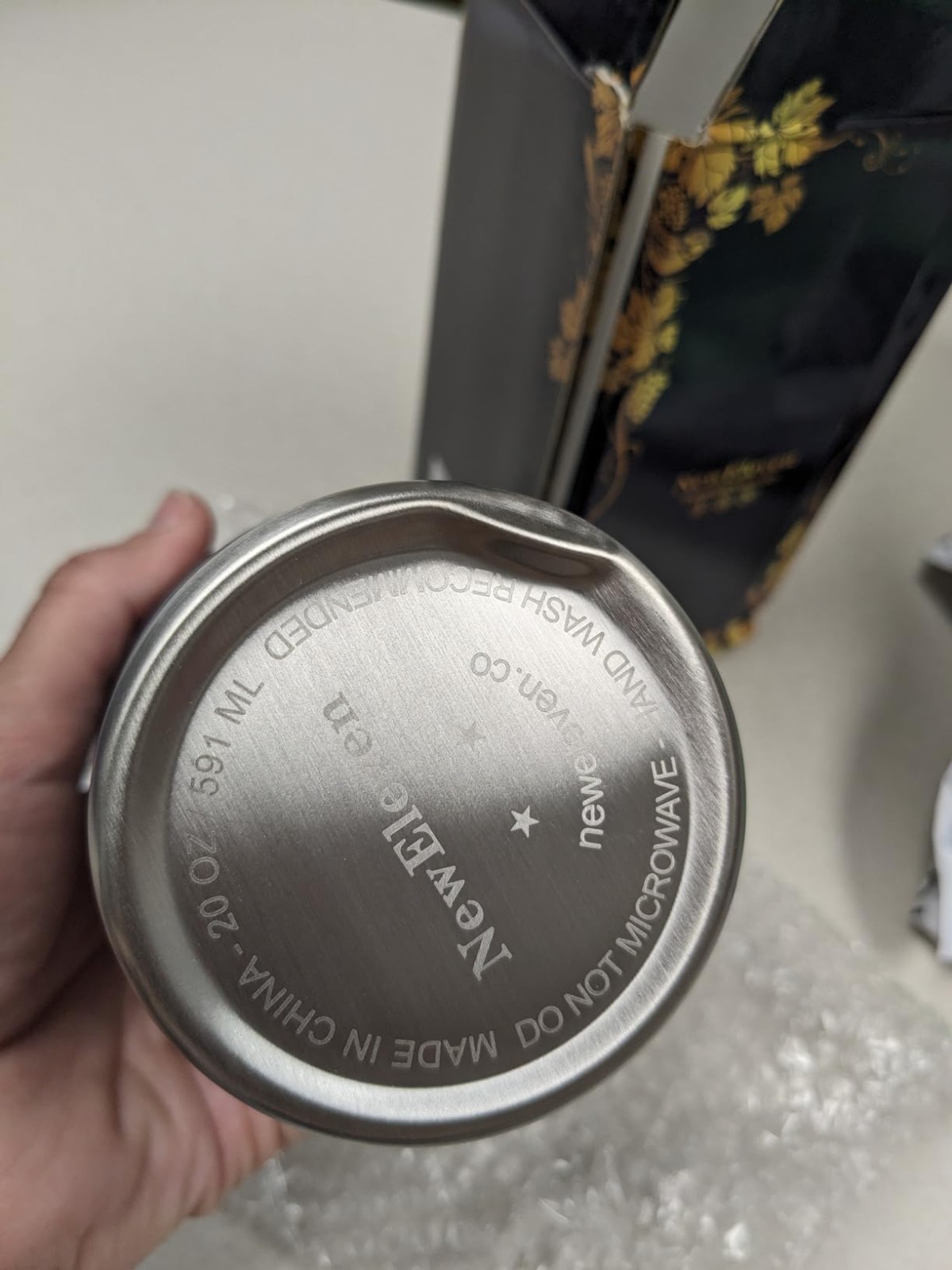 Leak-Proof 20 Oz Stainless Steel Tumbler – Perfect for Dads Who Love Drinks