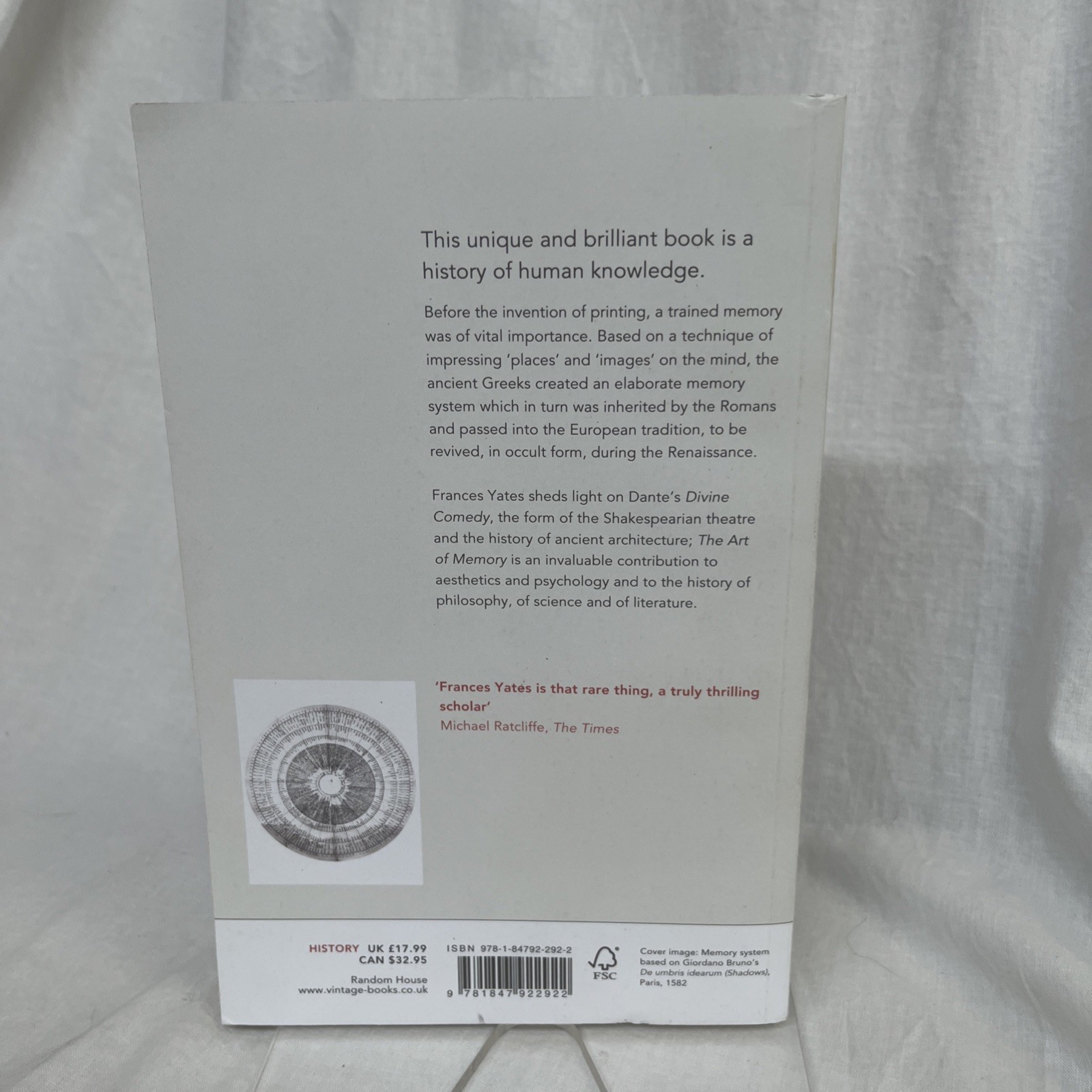 “The Art of Memory” by Frances A. Yates (2014, Uk-Trade Paper)