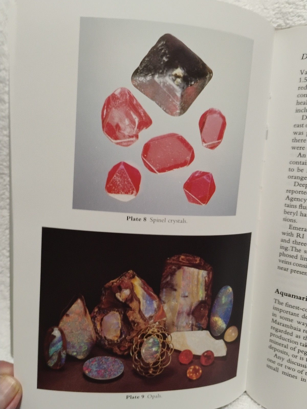 Gemstones By Michael O’Donoghue 1988 HC Illustrated Color Plates Precious Stones