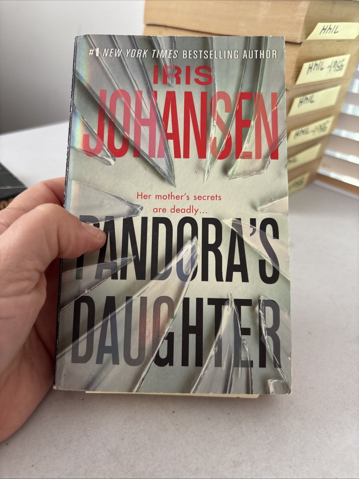 Lot of 10 – Iris Johansen – Dark Summer, Deadlock and More – Free Shipping