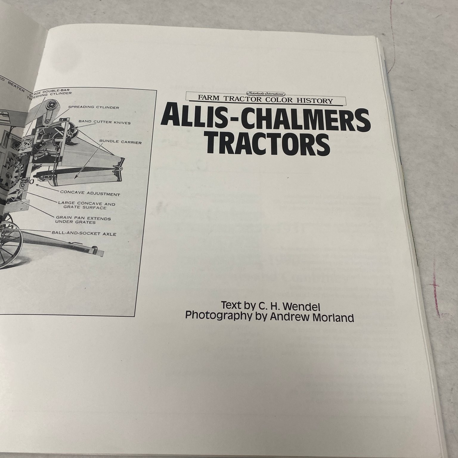 Allis-Chalmers Tractors C. H. Wendel 1992 Farm Tractor Color History Motorbooks