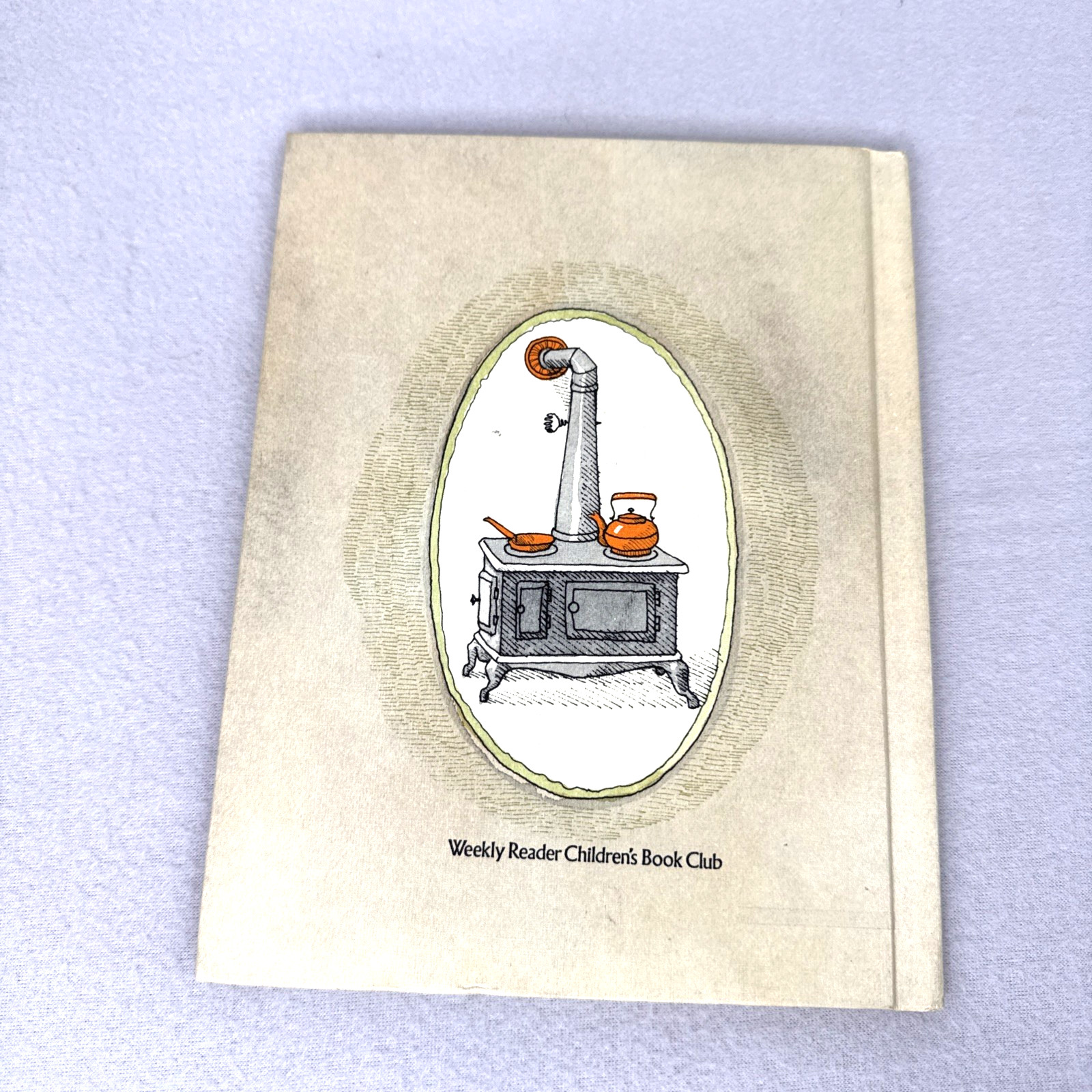 Rabbit Finds a Way by Judy Delton 1975 Vintage Hardcover Book BCE