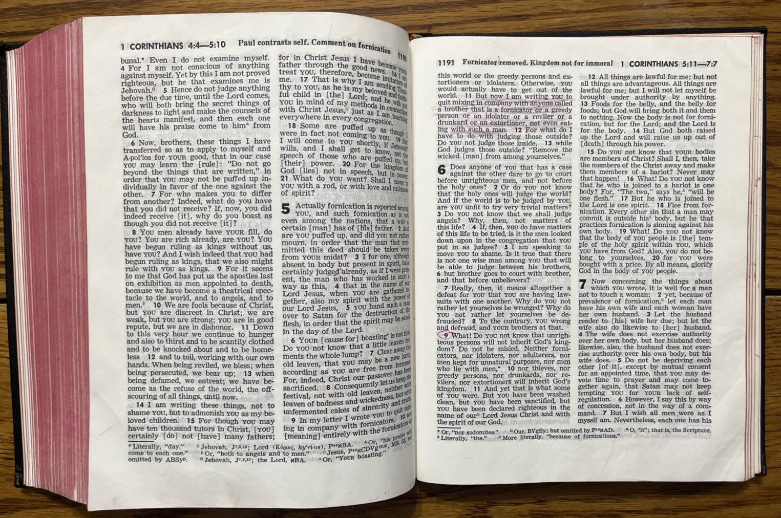 New World Translation HC Large Bible & Comprehensive Concordance Watchtower