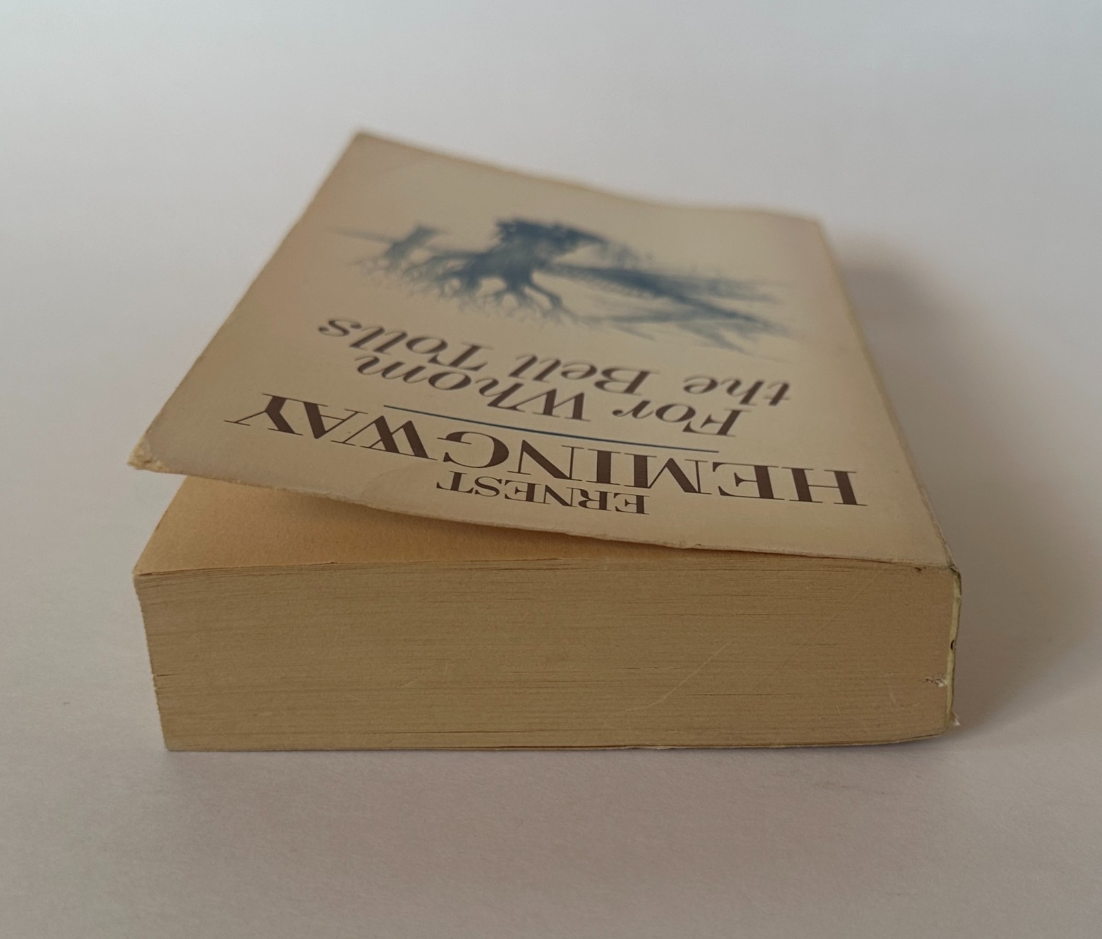ERNEST HEMINGWAY For Whom the Bell Tolls | 1982 Scribner Mass Market Paperback