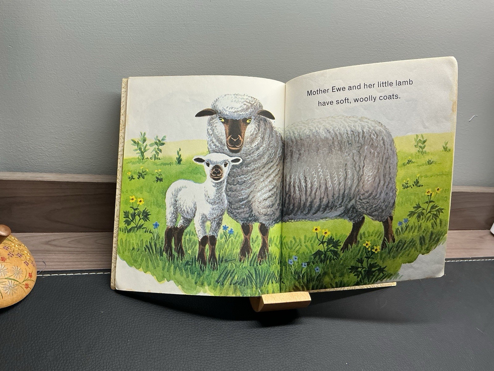 Little Golden Books Animals on the Farm HC Illustrated Ages 4-8