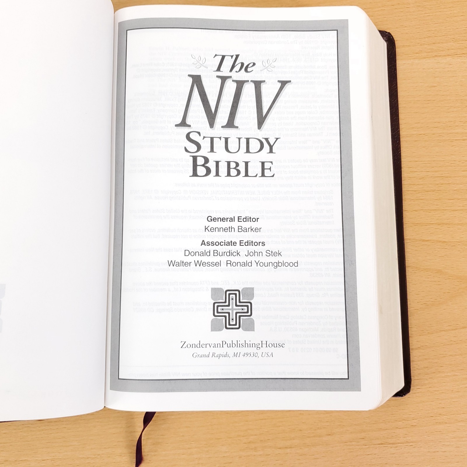 Zondervan The NIV Study Bible 10th Anniversary Edition 1995 Red Letter, Leather