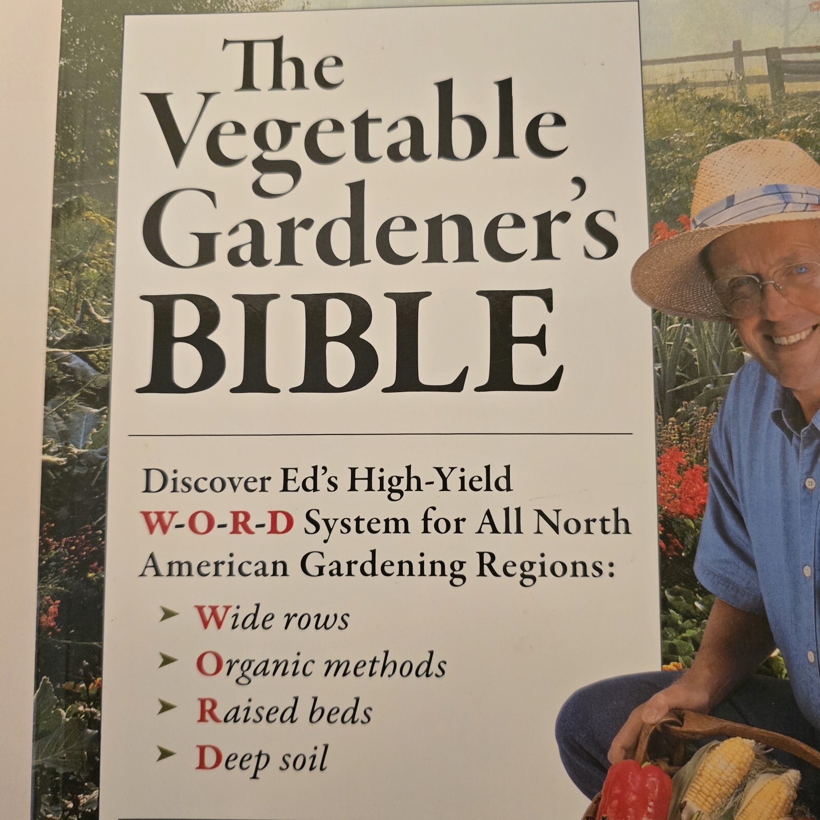 Book, The Vegetable Gardners Bible, Edward C. Smith 2009 352 Pages