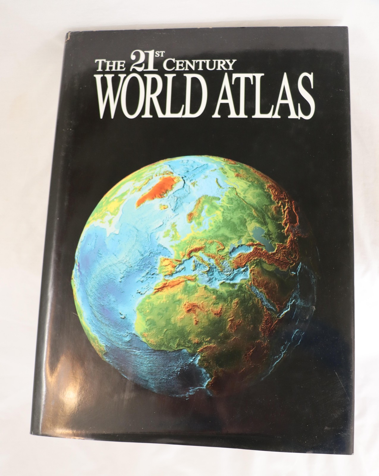 The 21st Century World Atlas🌎Trinity Press Large HC 2000 Illustrated Maps Italy