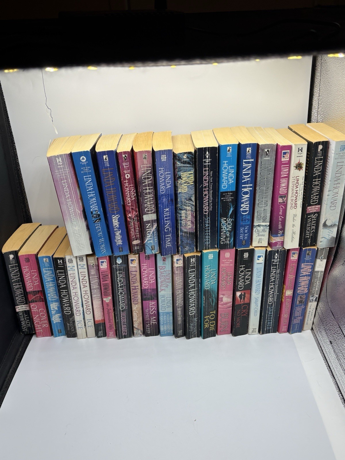 Linda Howard Book Lot x37 Paperback