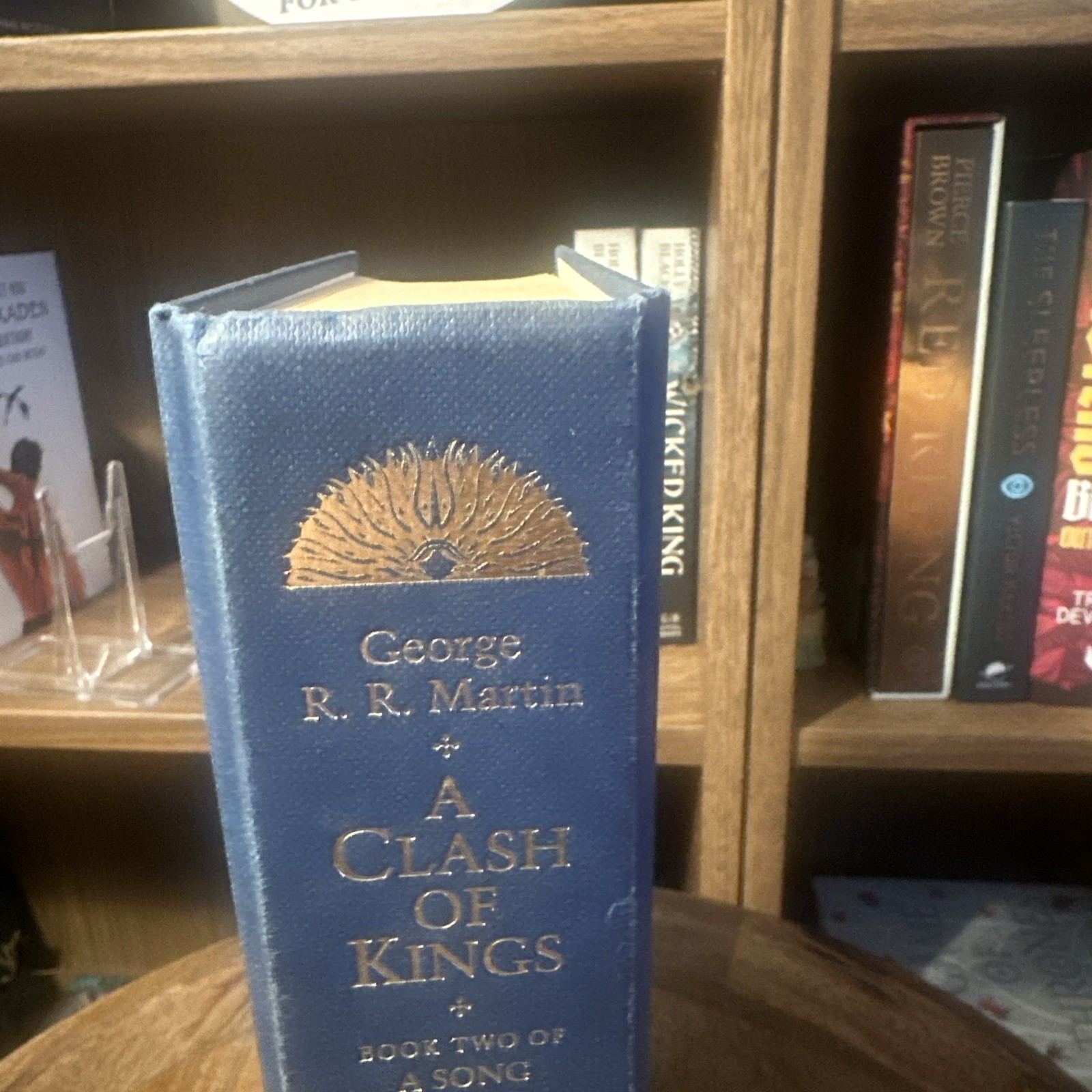 George Martin A Clash of Kings UK British First Printing NO DJ Read Description