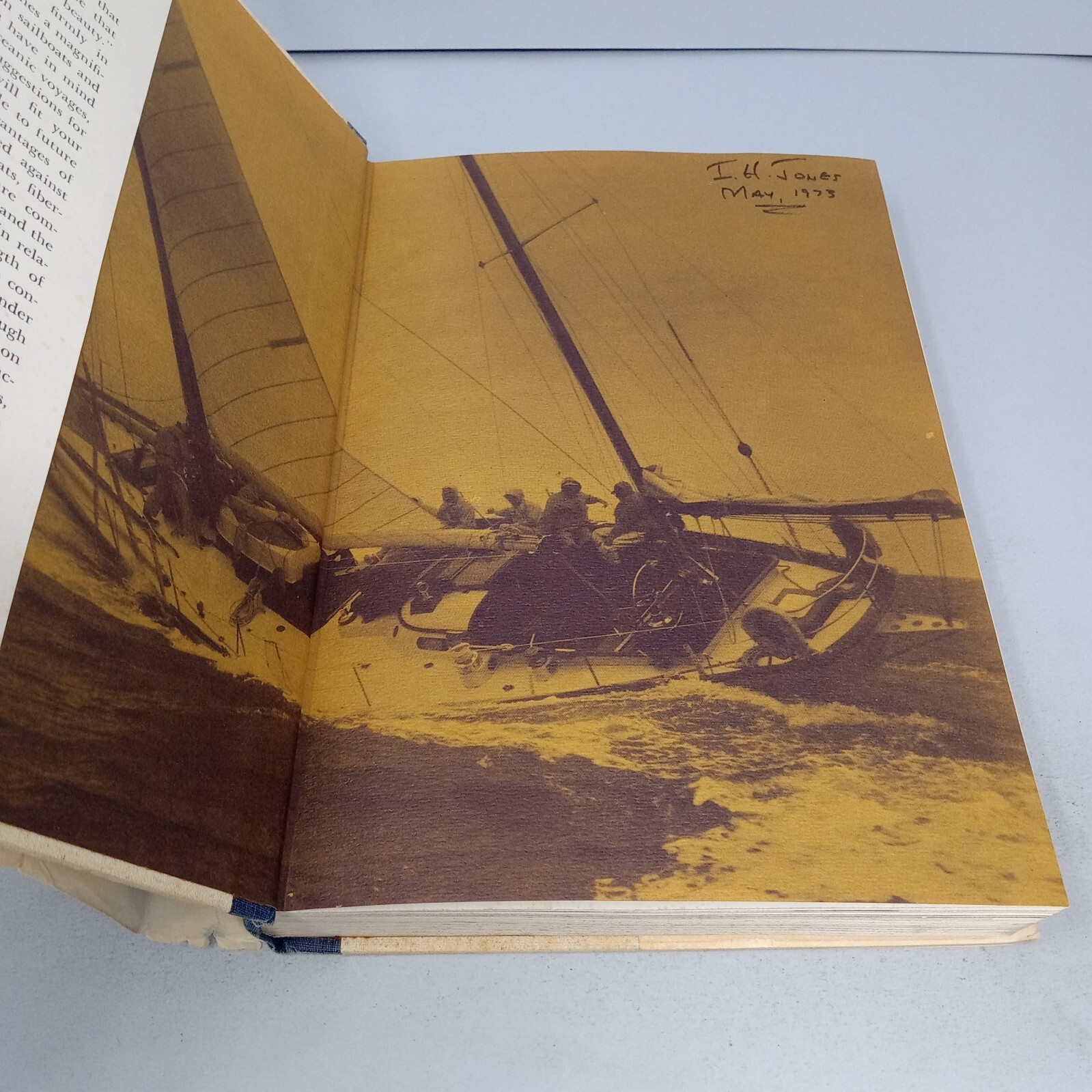 The Proper Yacht: 1970 Macmillan Company Hardcover by Arthur Beiser
