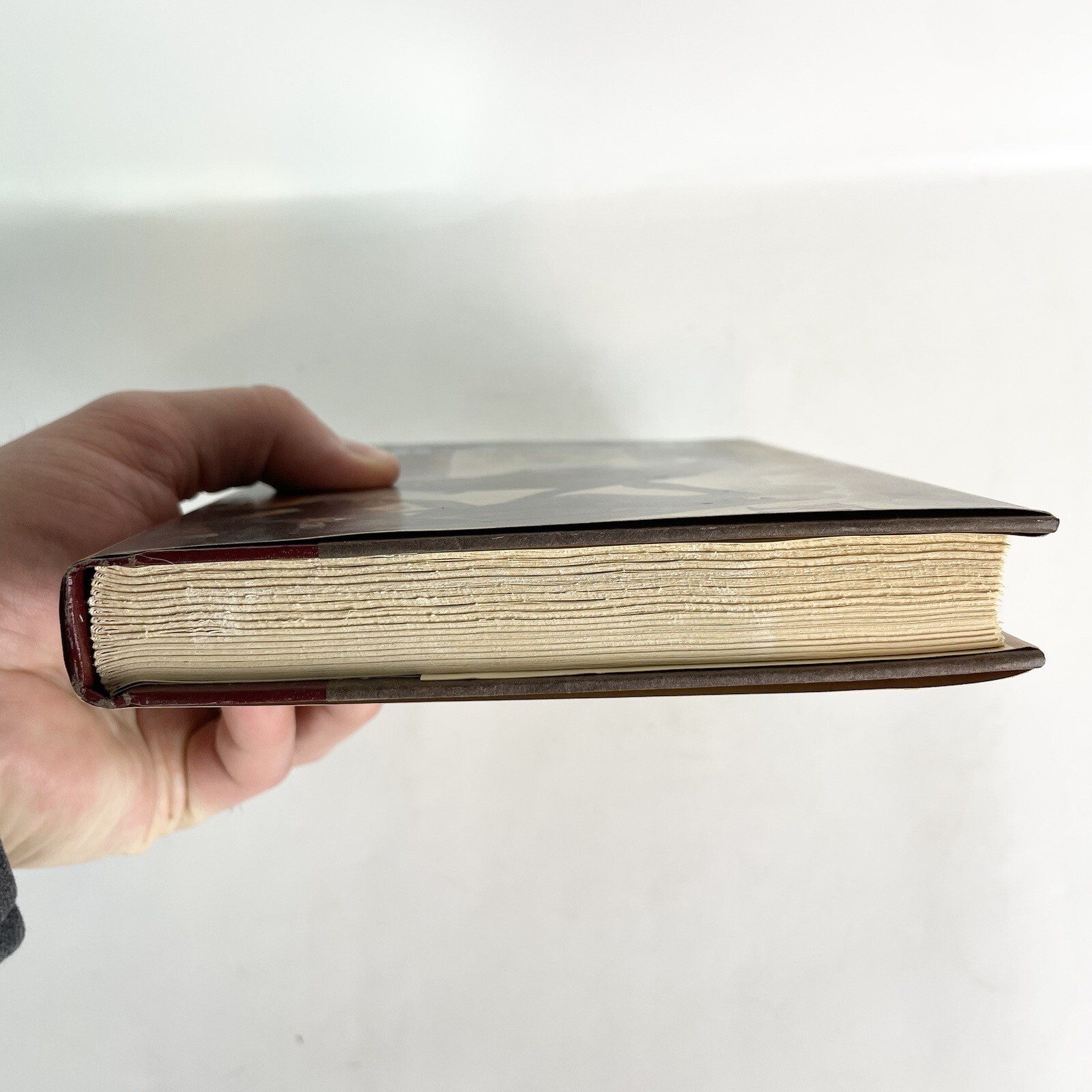 God Stalk – P.C. Hodgell Hardcover Dust Jacket – 1982 – Excellent Condition