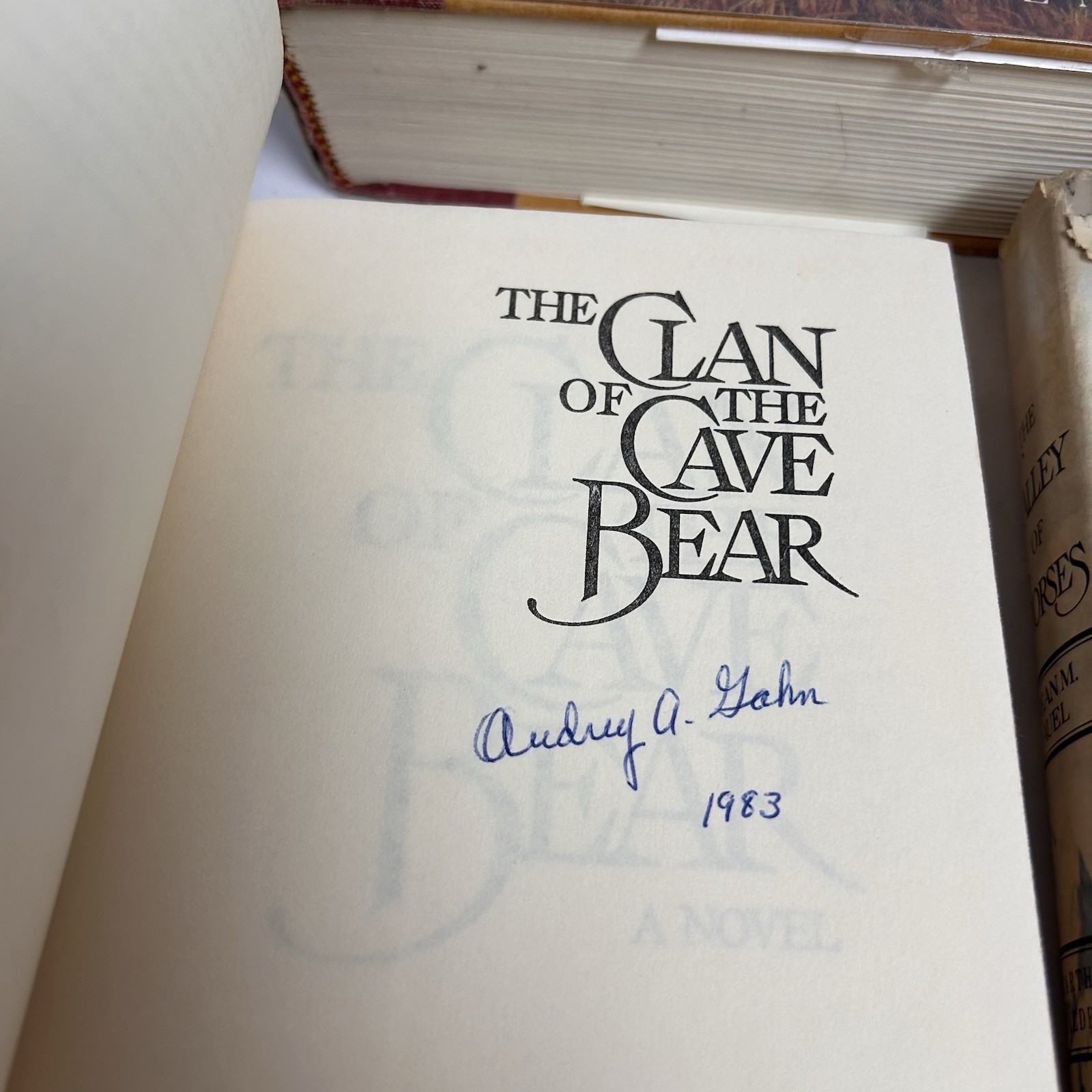 Earth’s Children by Jean M. Auel Books 1 2 3 4 Vintage Hardcovers (T) 1st ED
