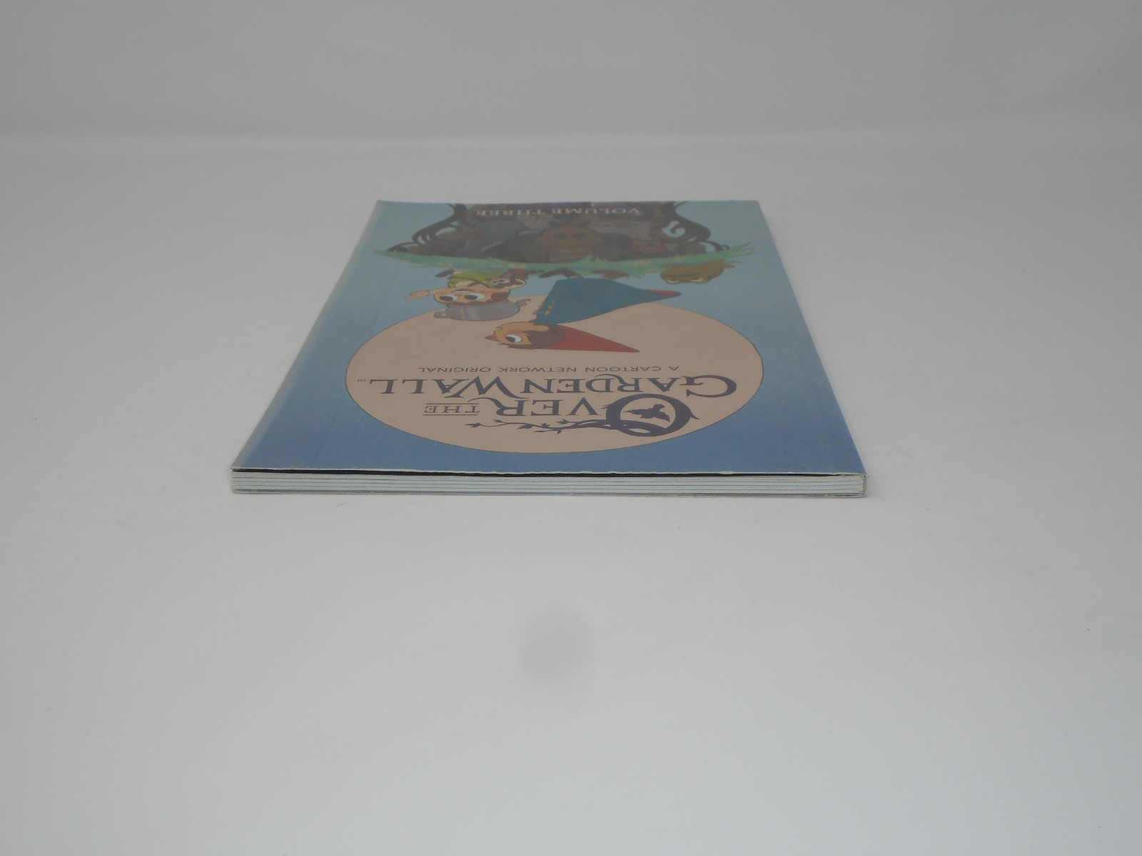 Over the Garden Wall Vol. 3 by (Trade Paperback 2018) Ex-Library