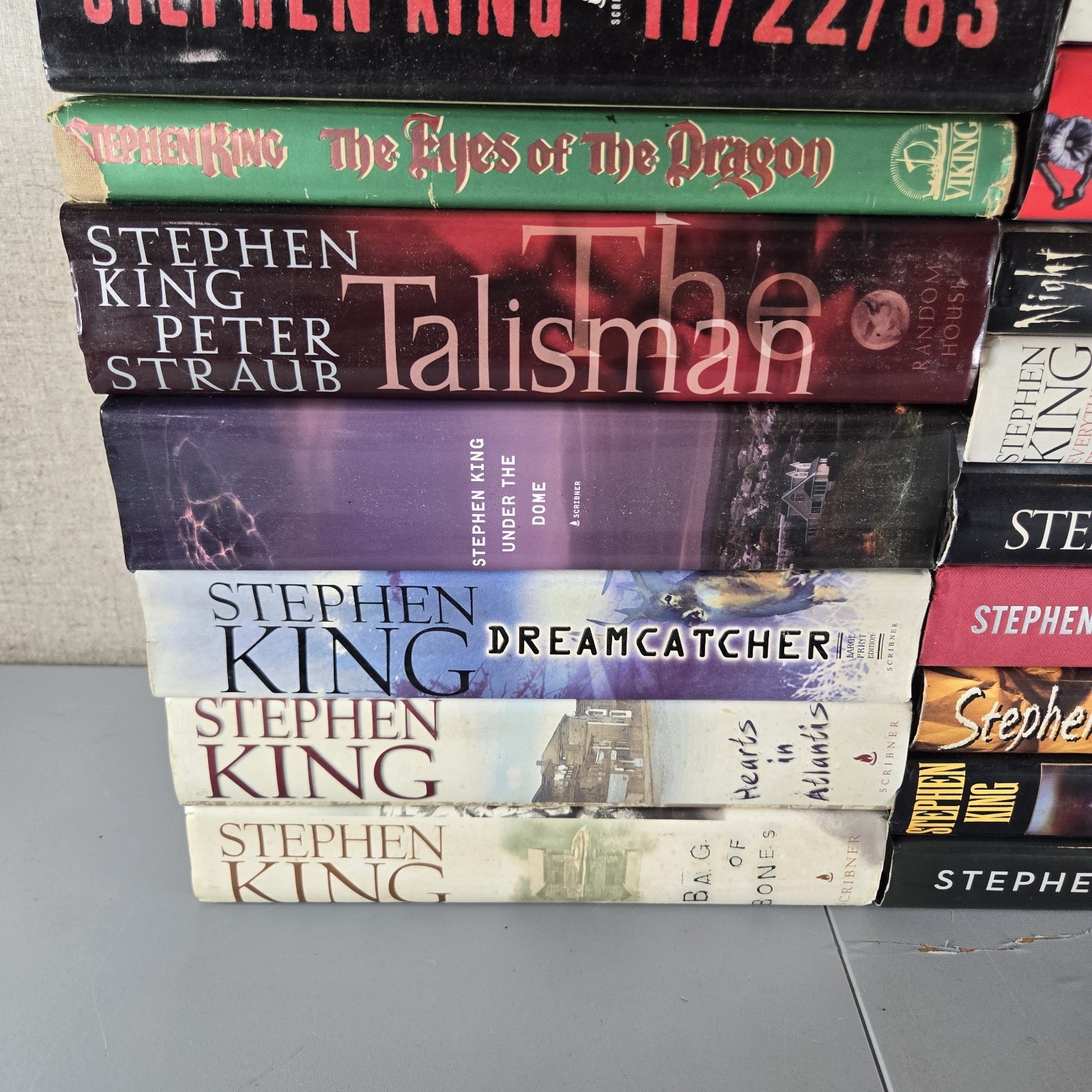 Stephen King Lot of 24 Hardcover & PB Books Mixed Titles Horror Thriller Novels