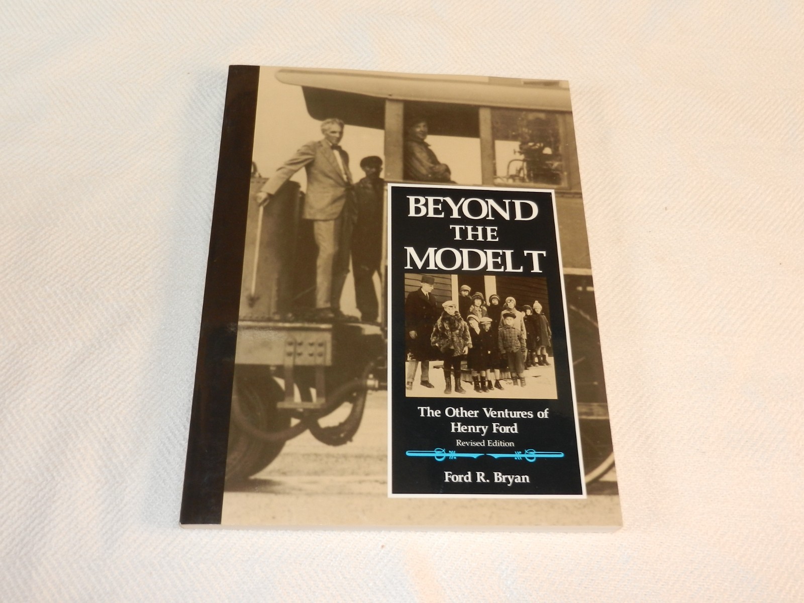 MICHIGAN „BEYOND THE MODEL T: THE OTHER VENTURES OF HENRY FORD“ 200 Photos