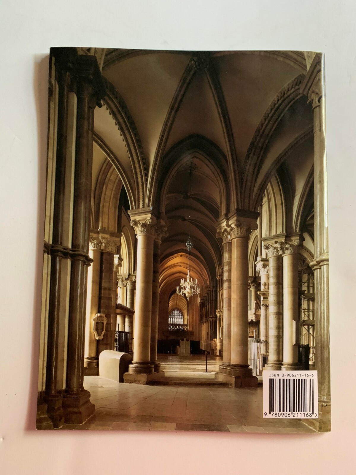 Canterbury Cathedral illustrated book, 39 pages, 1991