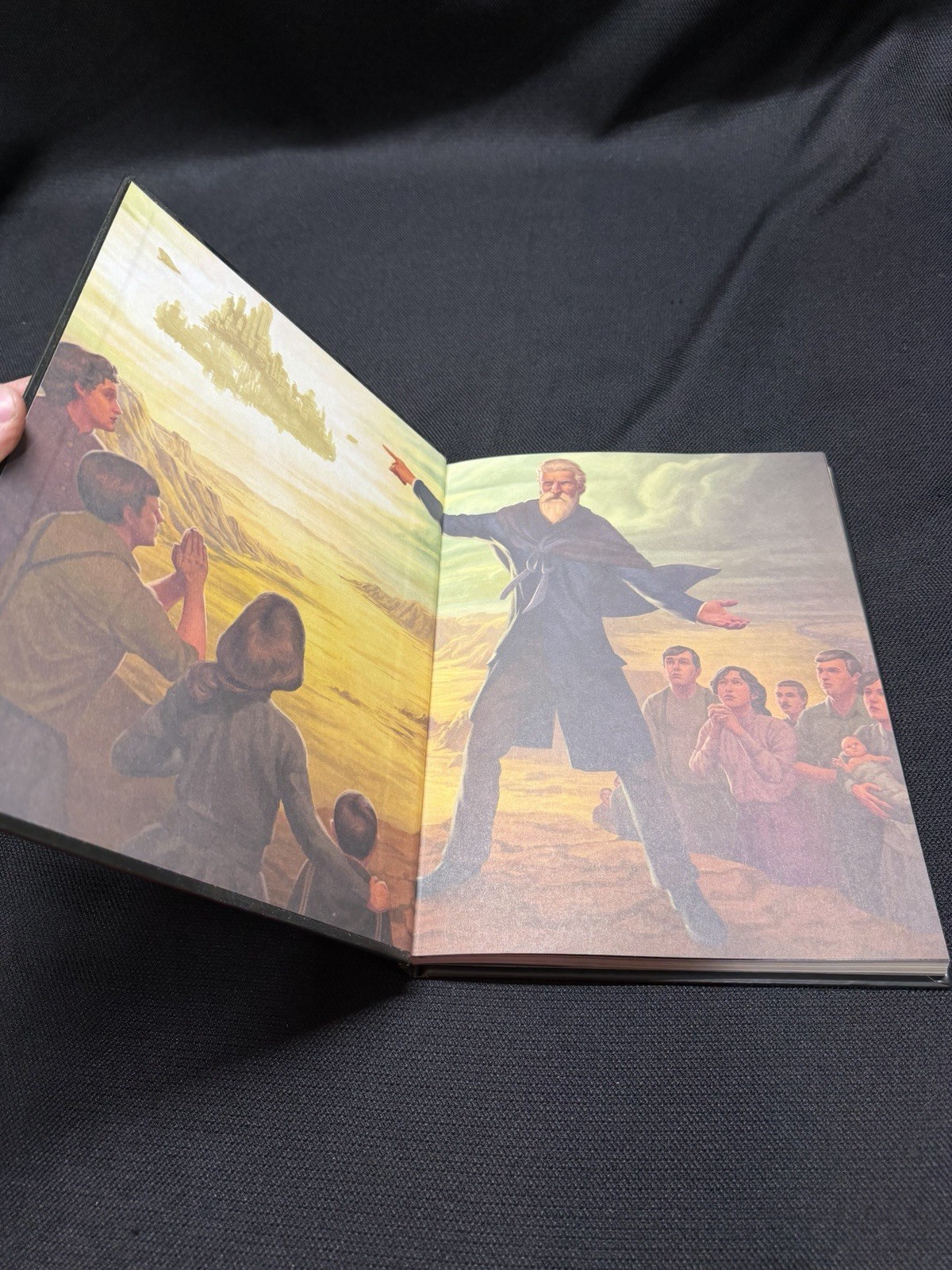 BioShock Infinite Limited Collector’s Edition Strategy Guide 2013 Hardcover Book