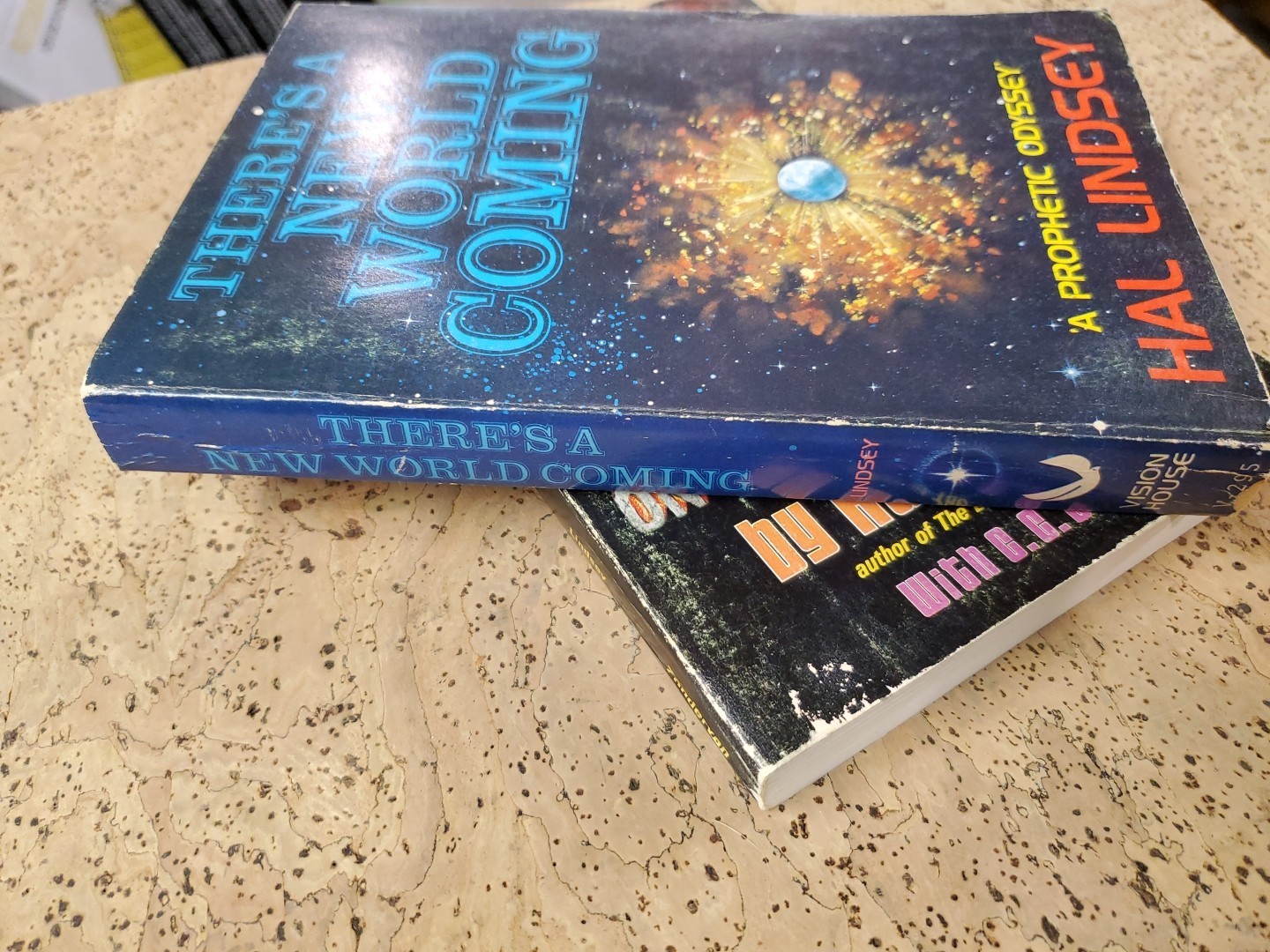 Satan Is Alive And Well + New World Coming 1972 73 Paperbacks Hal Lindsey LOT
