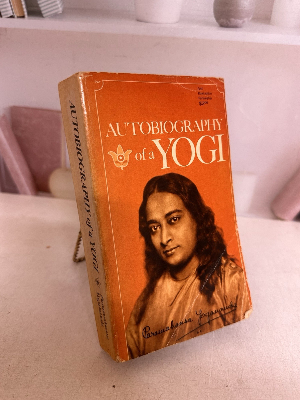 Autobiography of a Yogi by Paramhansa Yogananda (1983, Trade Paperback)