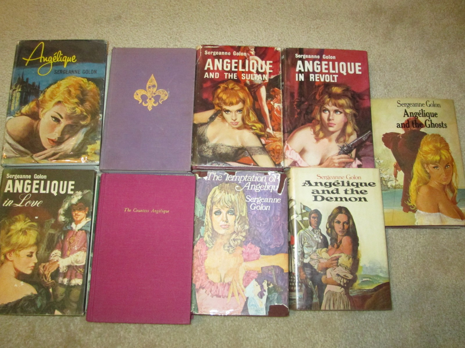 Angelique By Sergeanne Golon Vintage Romance Series *RARE* Of 9 HC, COMPLETE SET